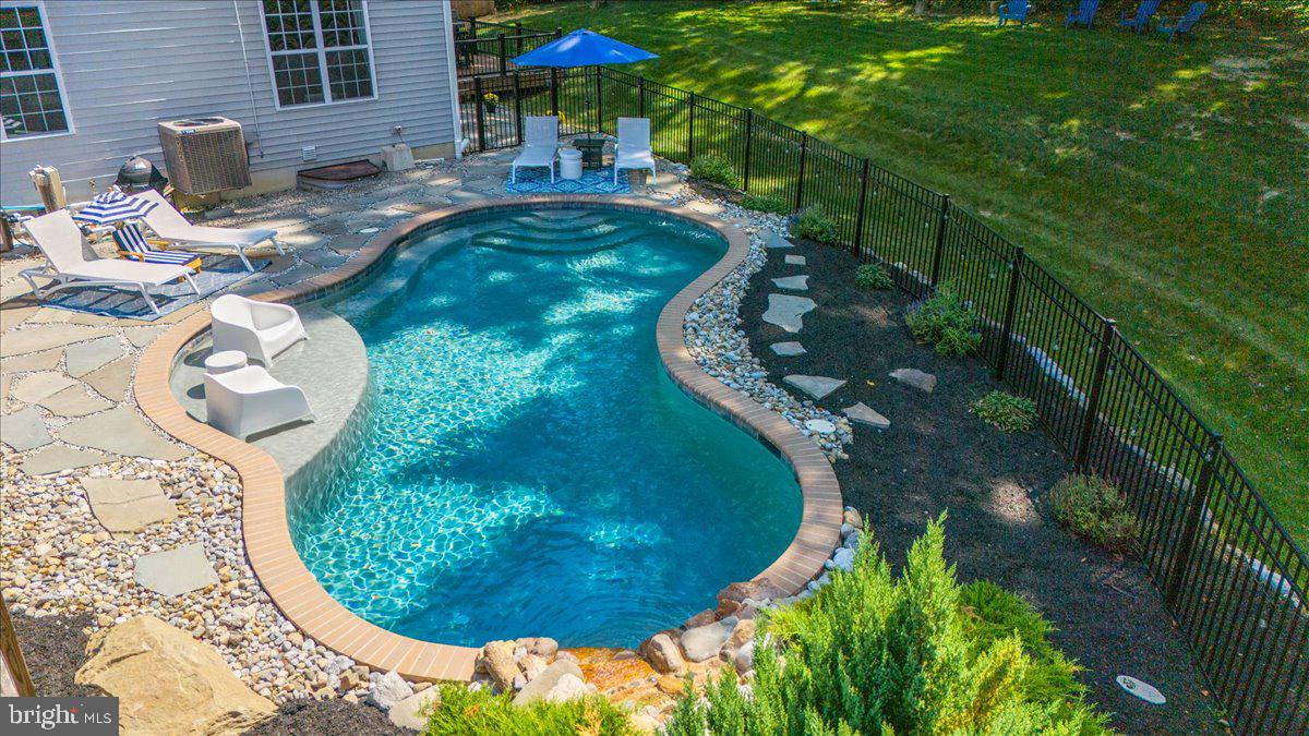 TARRINGTON WOODS - Residential