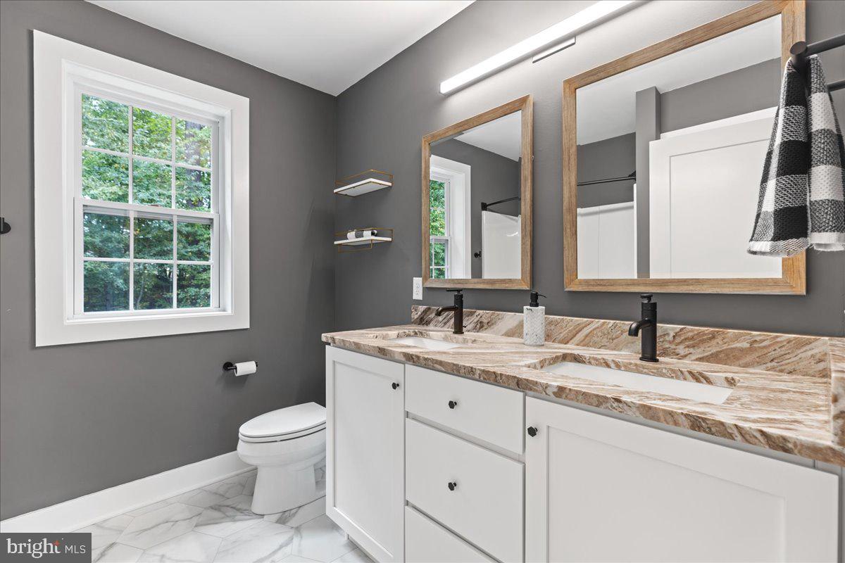 TARRINGTON WOODS - Residential