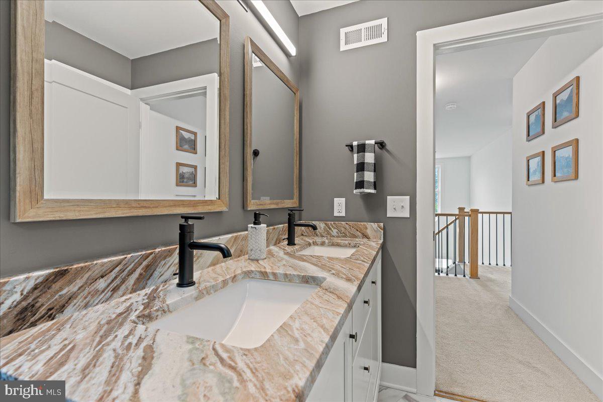 TARRINGTON WOODS - Residential