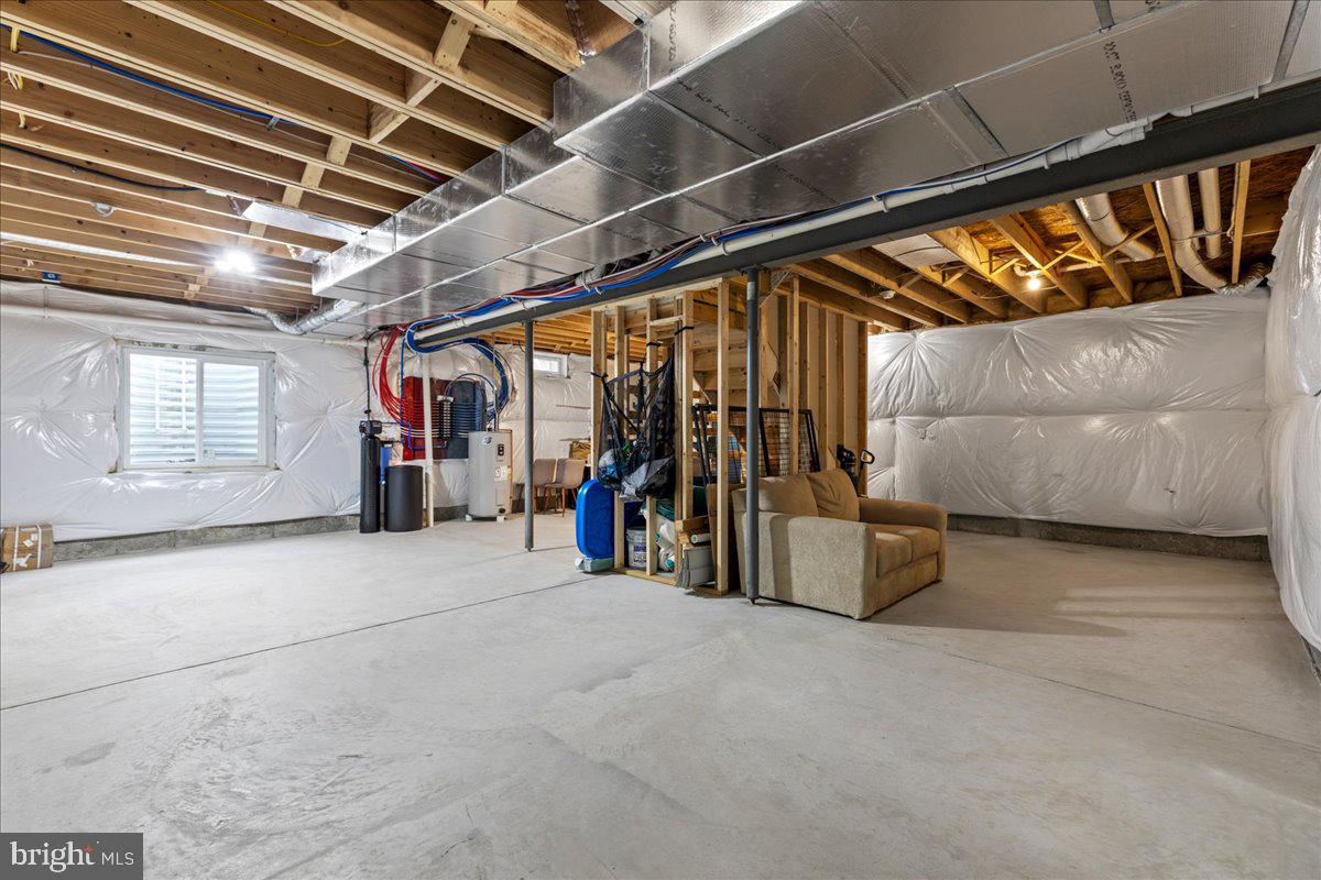 TARRINGTON WOODS - Residential