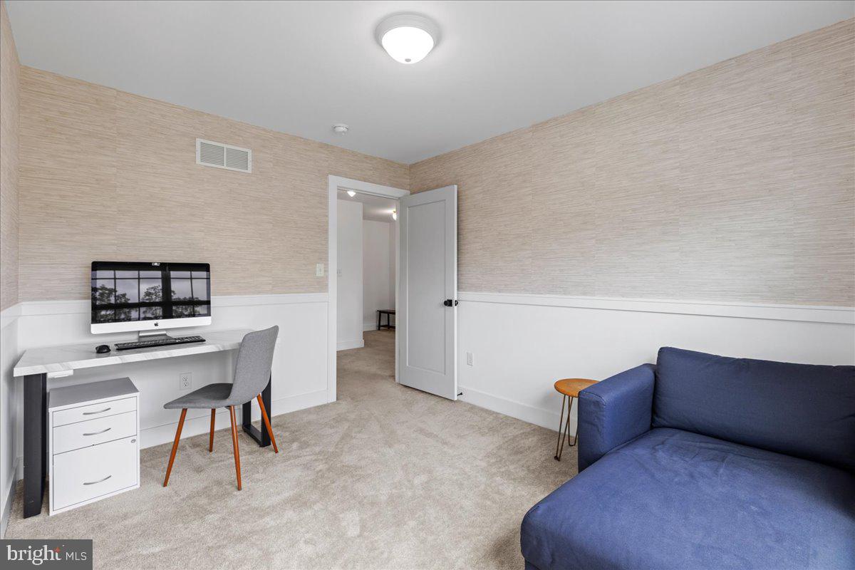 TARRINGTON WOODS - Residential