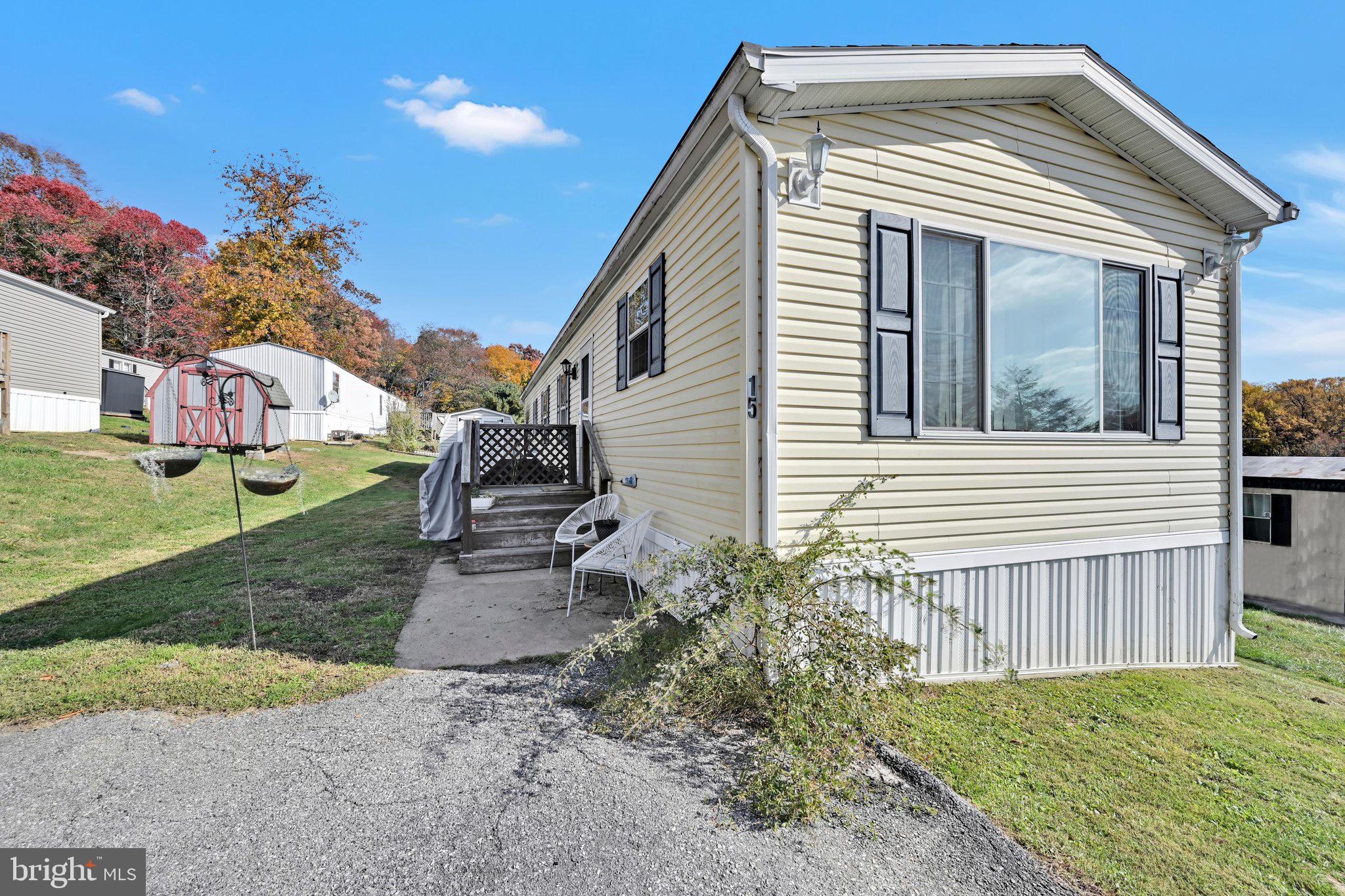 15 ASHTON DRIVE