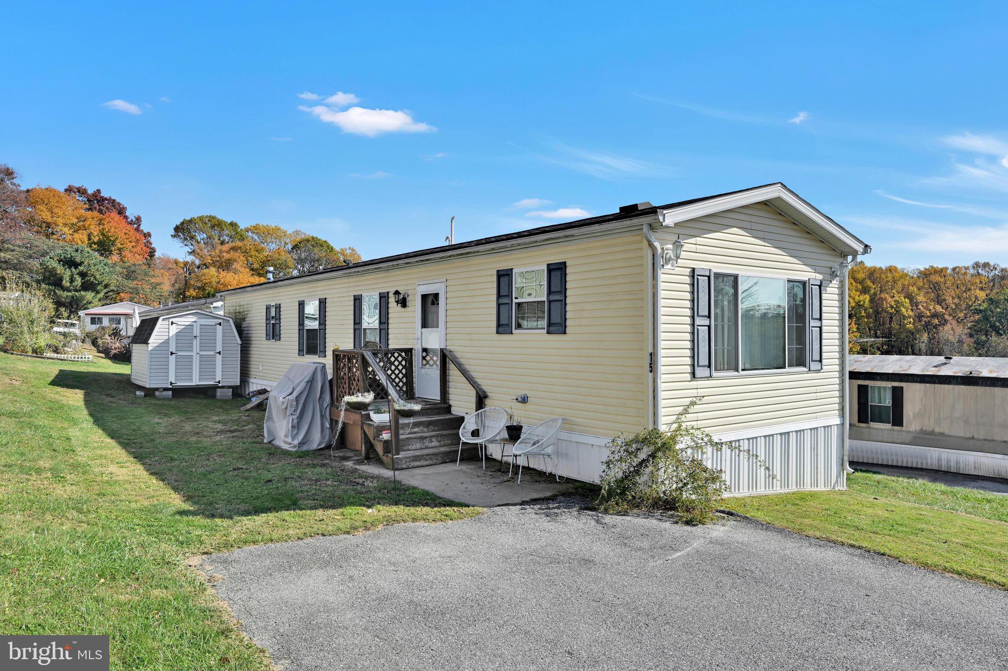 15 ASHTON DRIVE