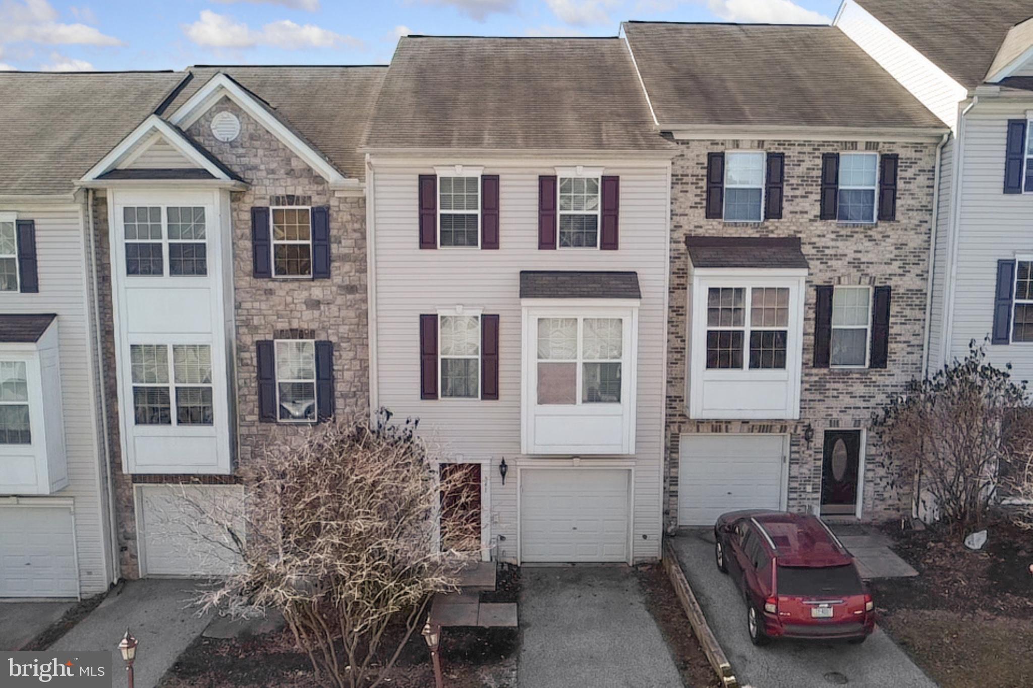 IVY RIDGE - Residential