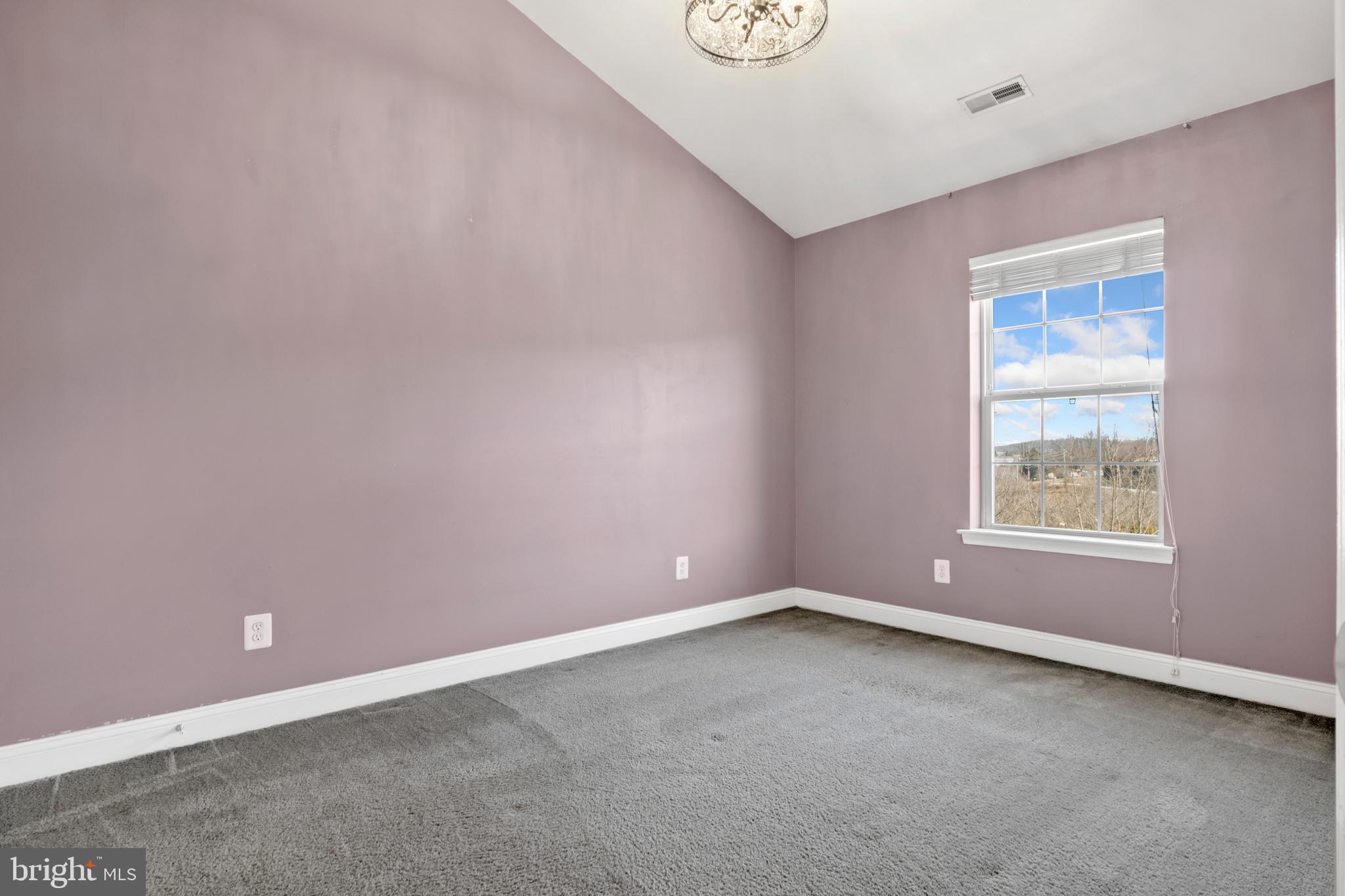 IVY RIDGE - Residential