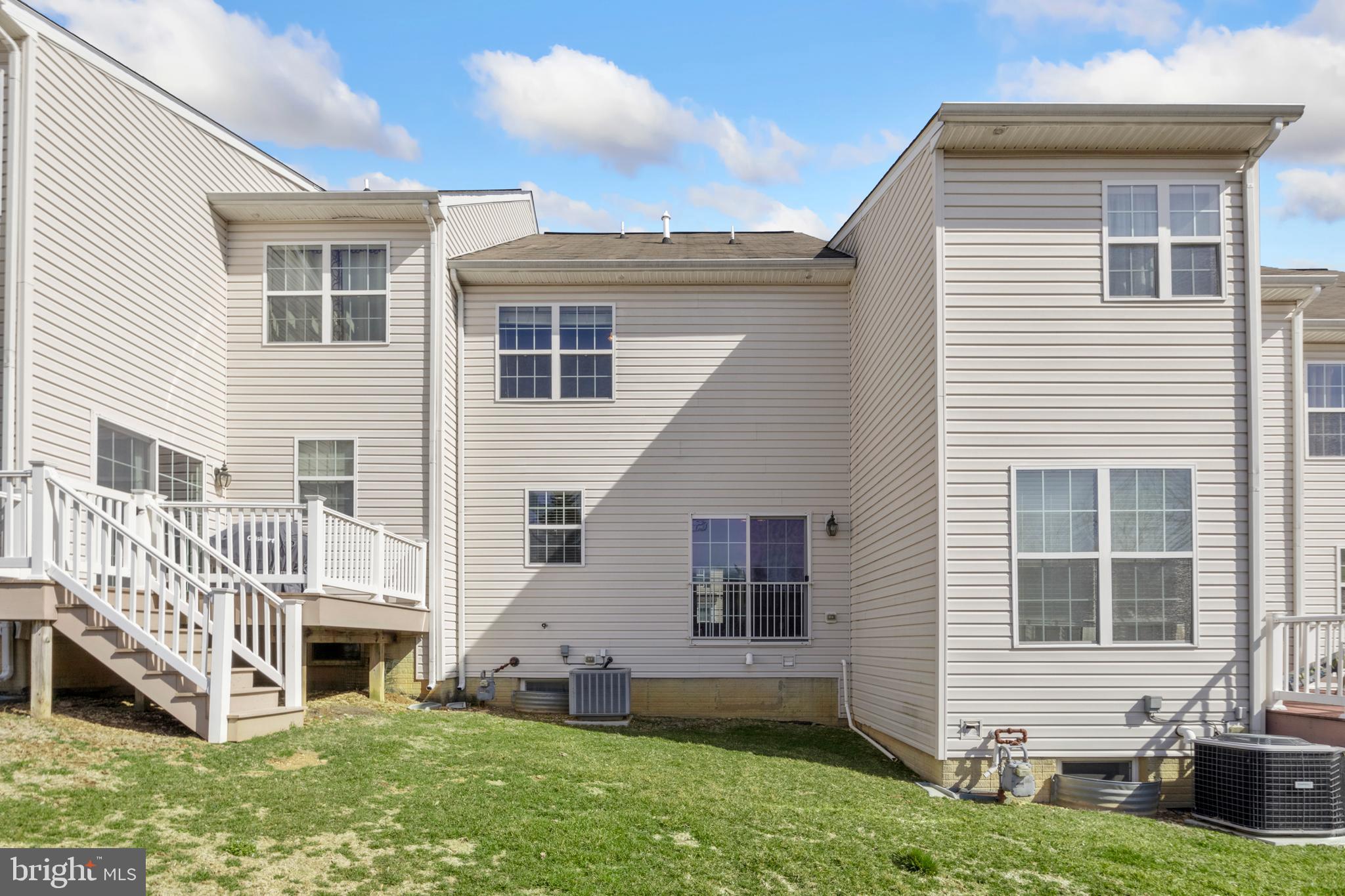 IVY RIDGE - Residential
