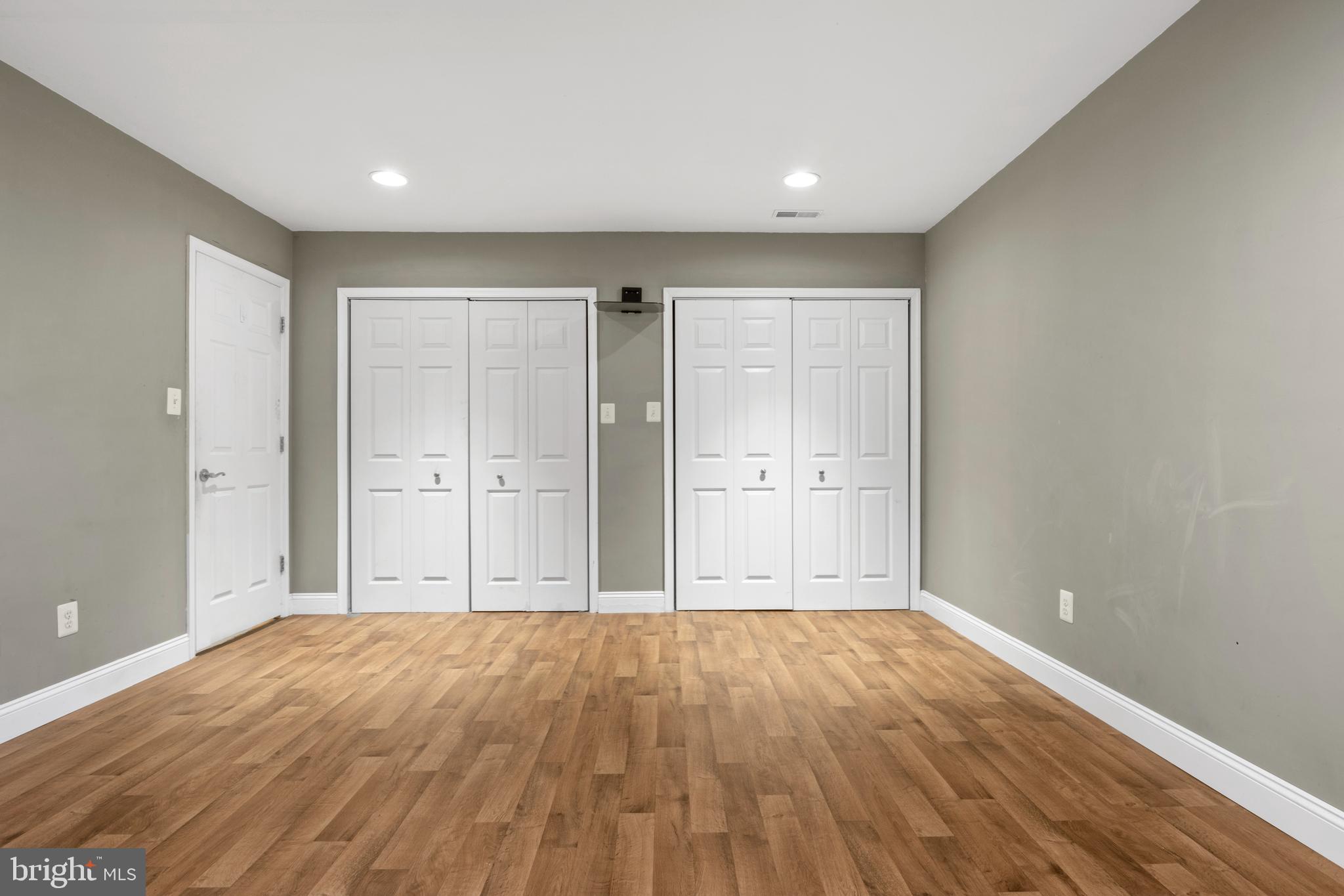 IVY RIDGE - Residential