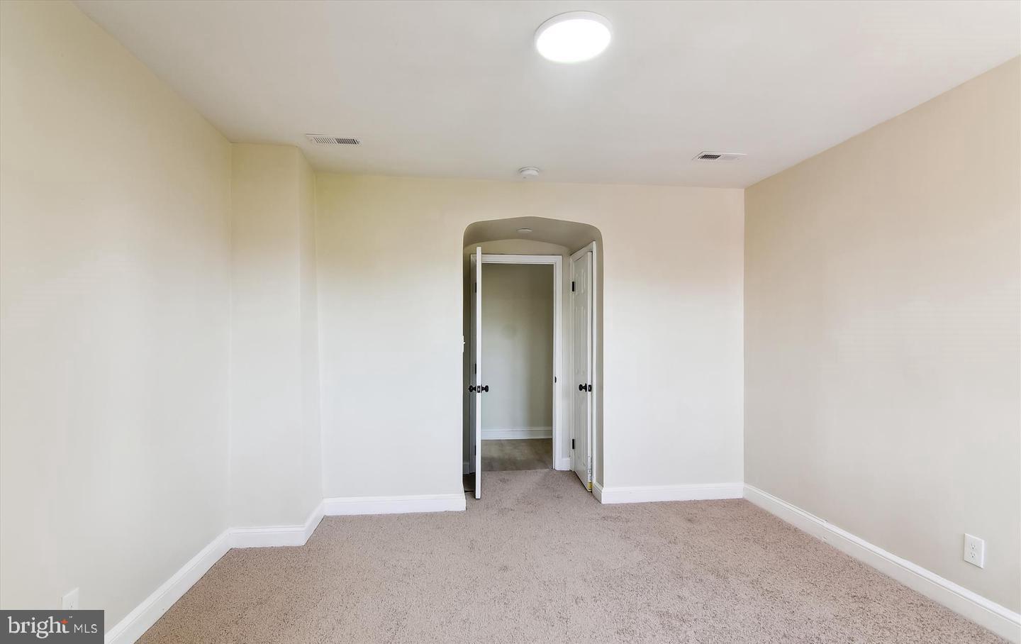 CENTRAL PARK HEIGHTS - Residential Lease