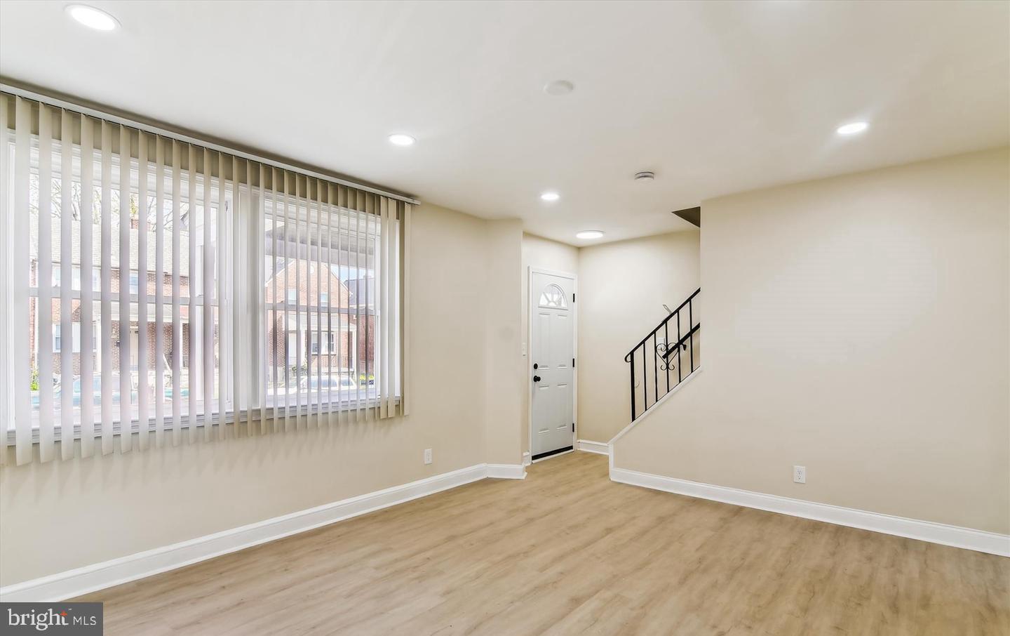 CENTRAL PARK HEIGHTS - Residential Lease