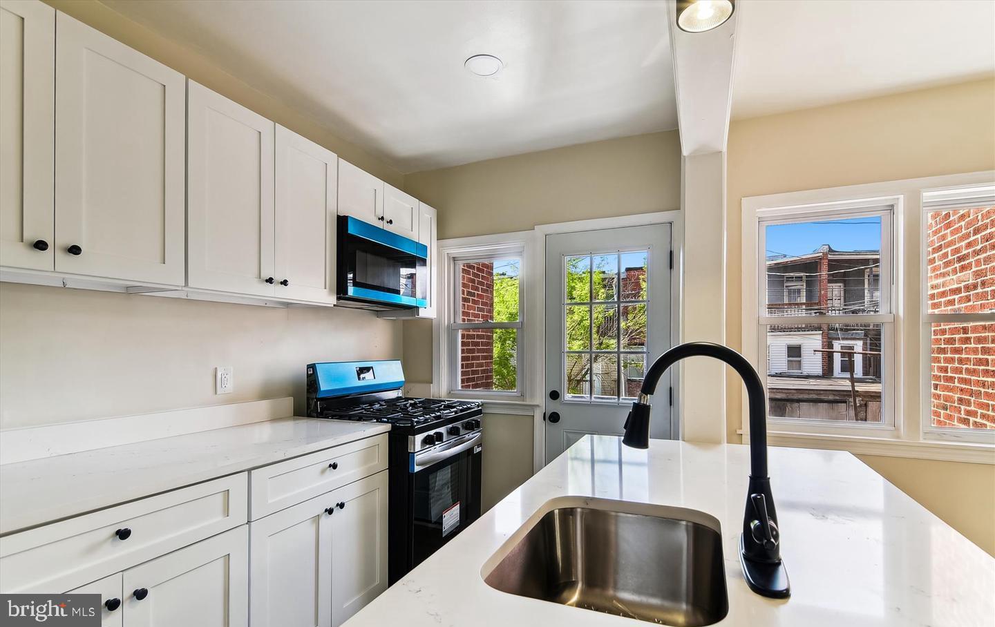CENTRAL PARK HEIGHTS - Residential Lease