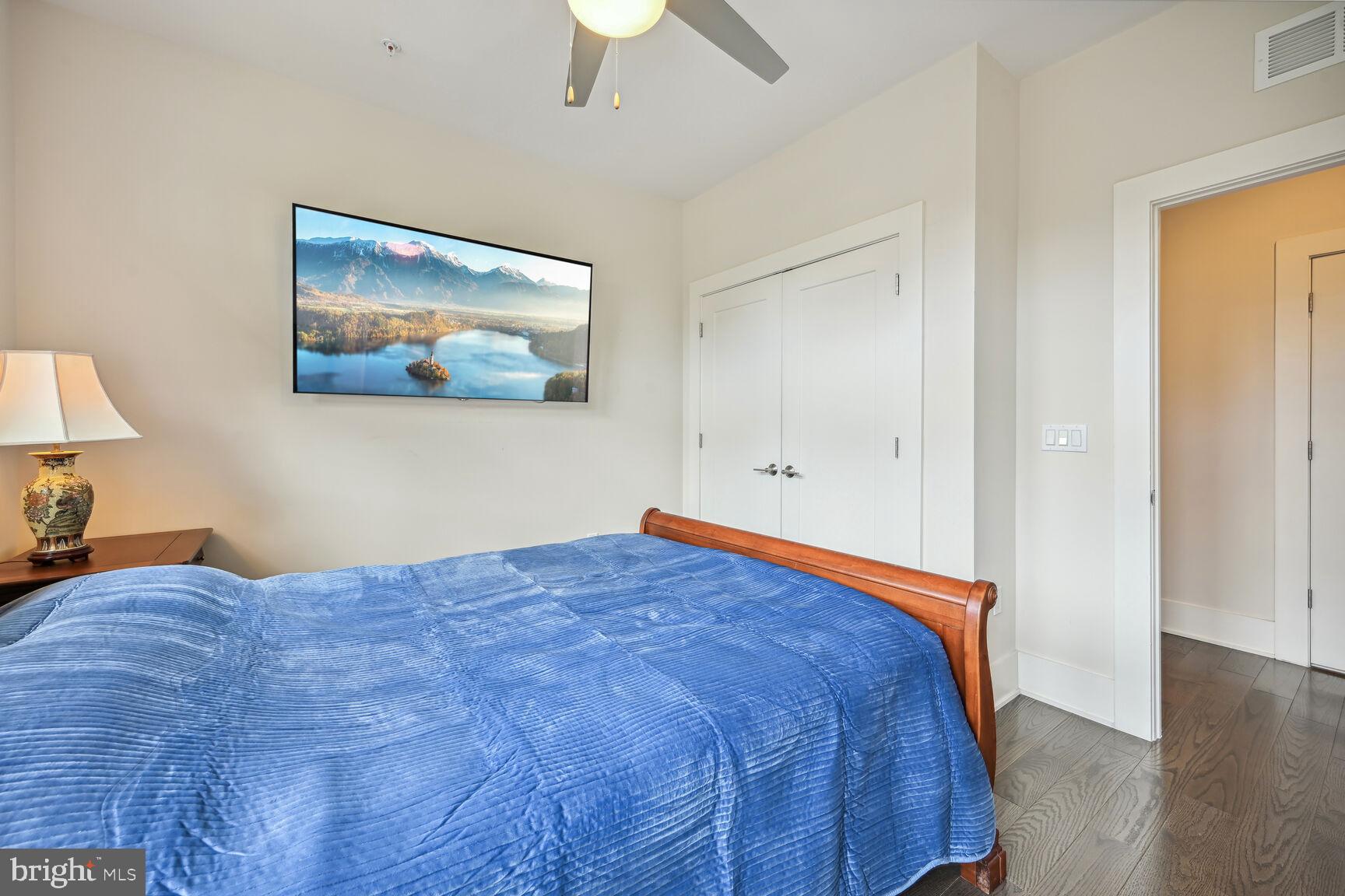 GROSVENOR HEIGHTS - Residential