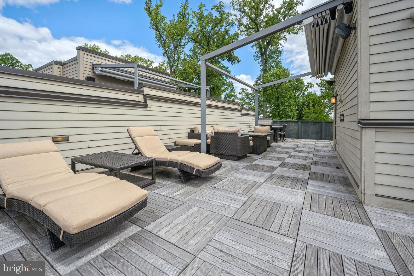 GROSVENOR HEIGHTS - Residential