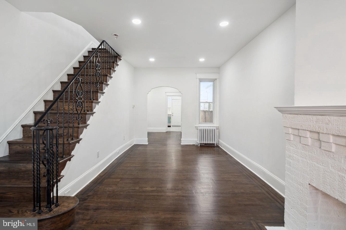 PORT RICHMOND - Residential