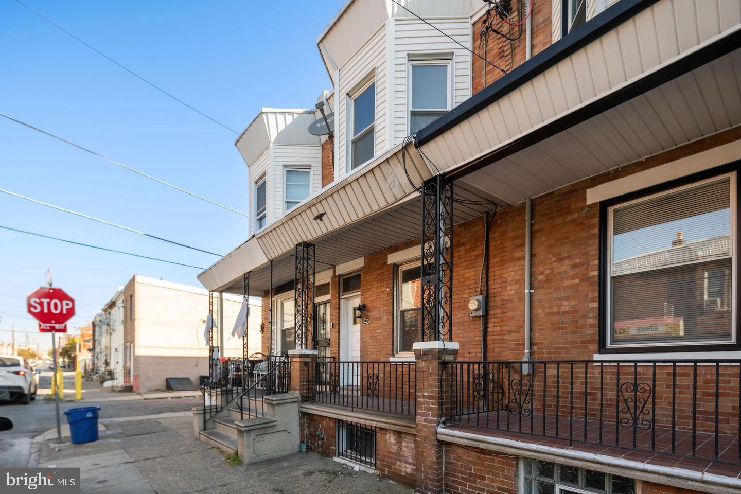 PORT RICHMOND - Residential