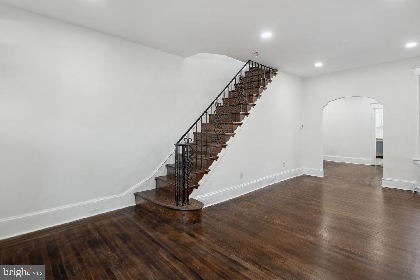 PORT RICHMOND - Residential