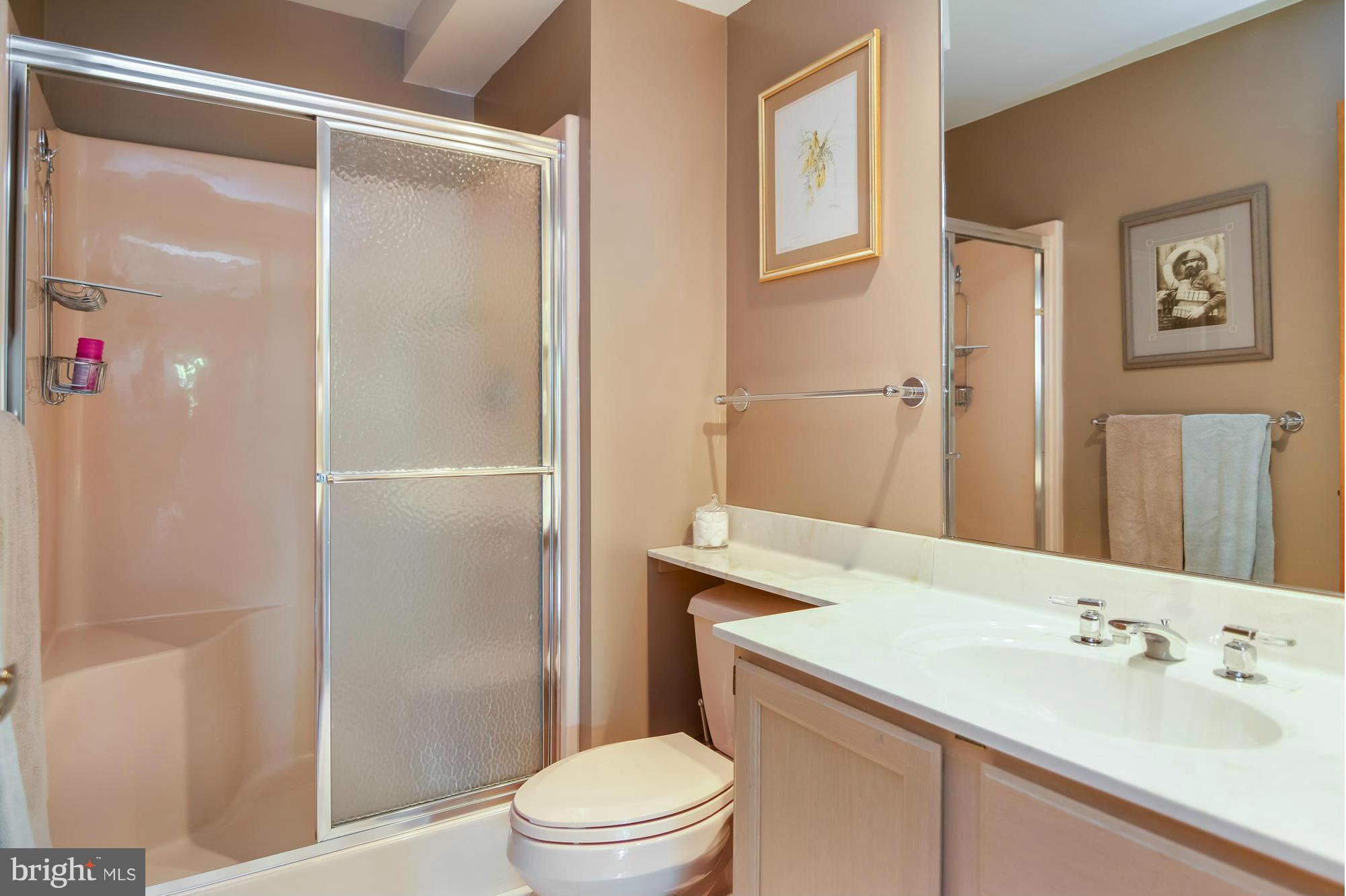 PENDENNIS MOUNT - Residential