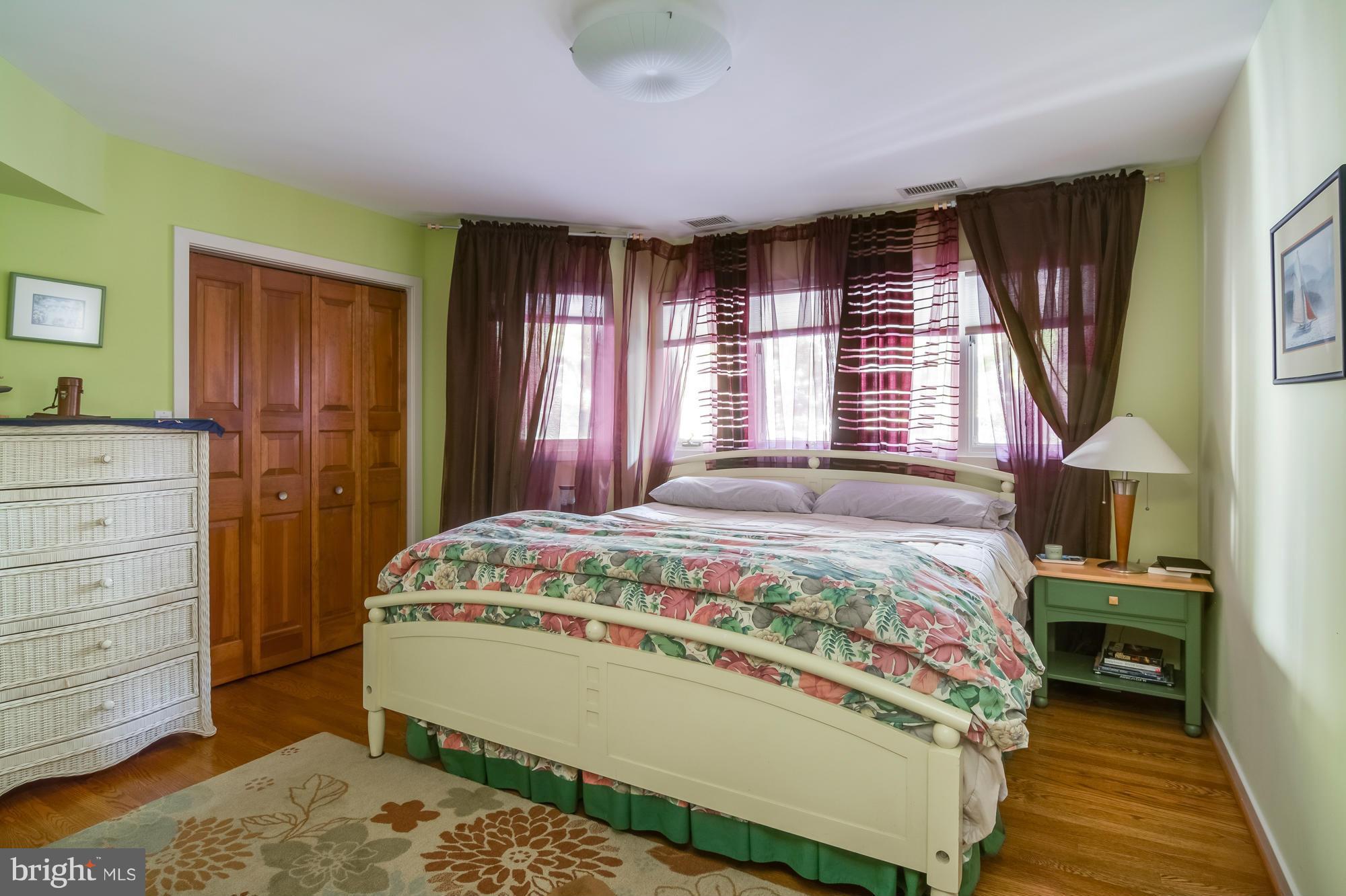 PENDENNIS MOUNT - Residential