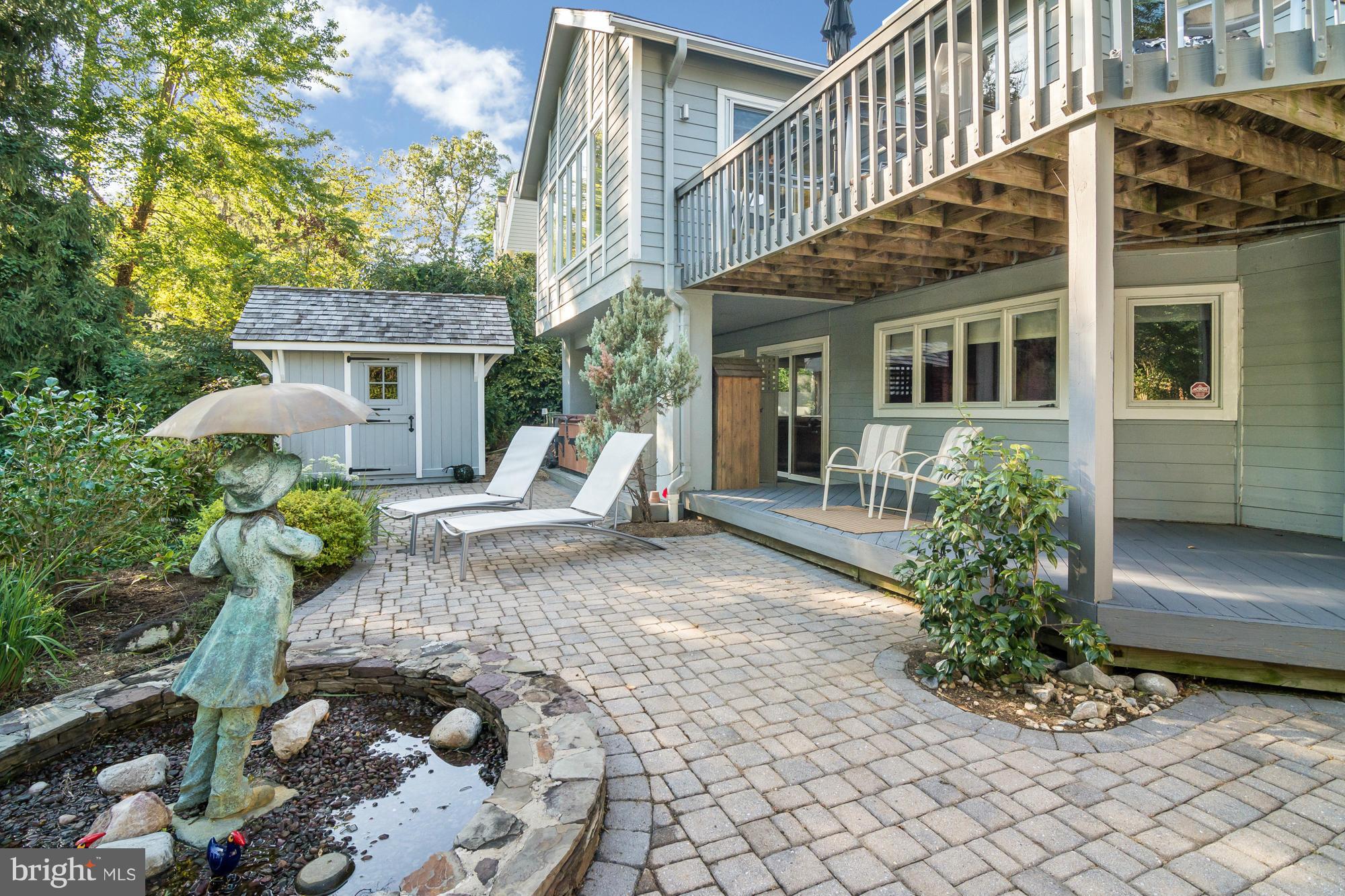 PENDENNIS MOUNT - Residential