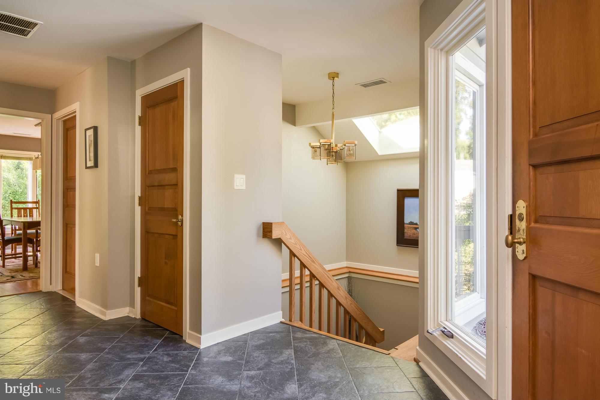 PENDENNIS MOUNT - Residential