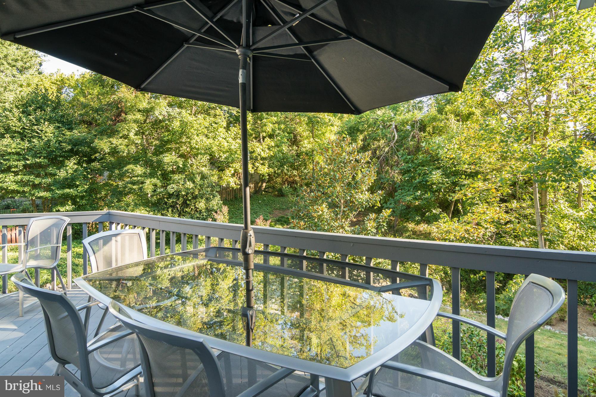 PENDENNIS MOUNT - Residential