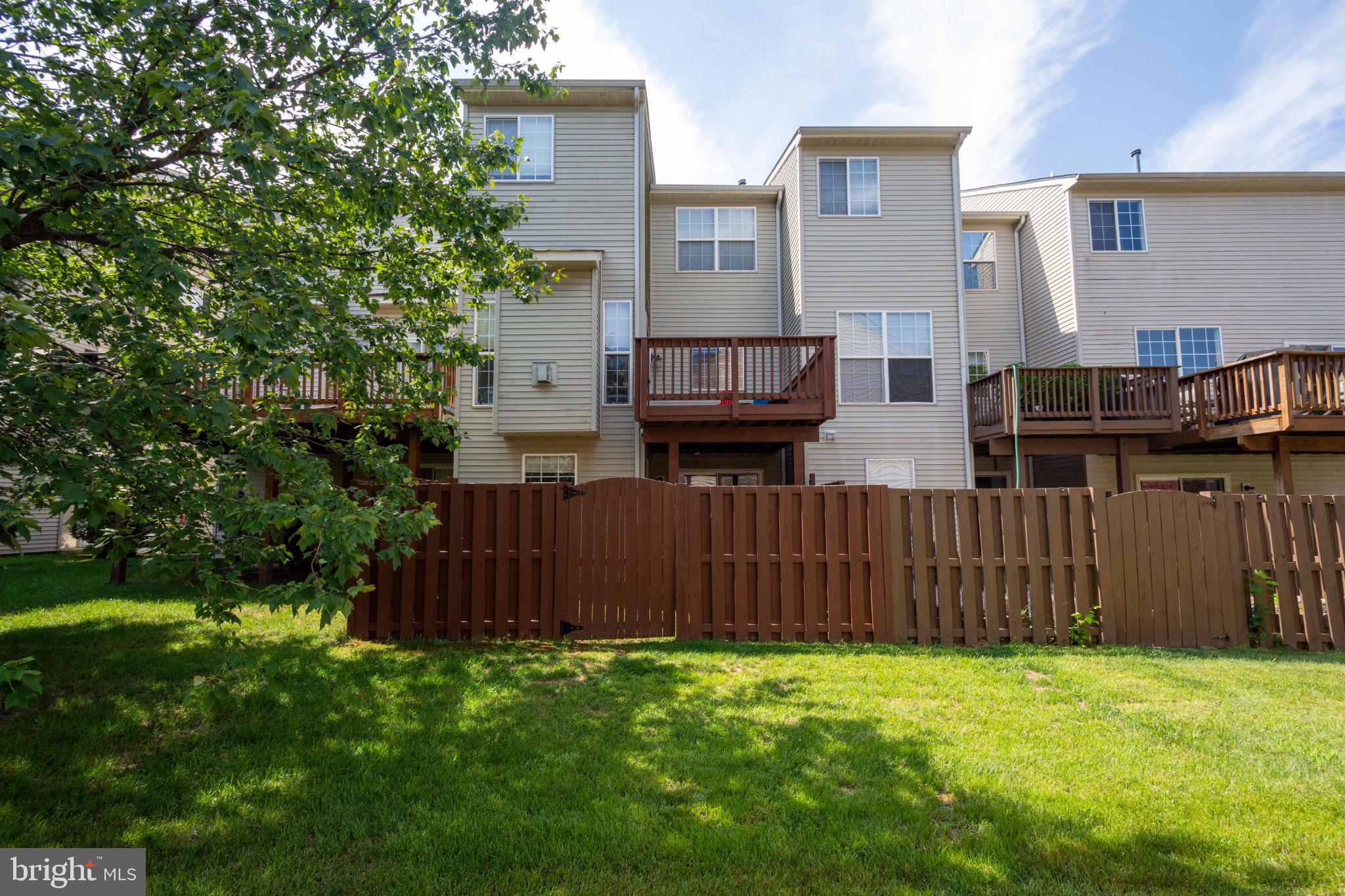 1625 BENOLI COURT