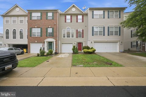 Townhouse For Sale - 1625 Benoli Court<br/> Anne Arundel County, ODENTON, MD 21113