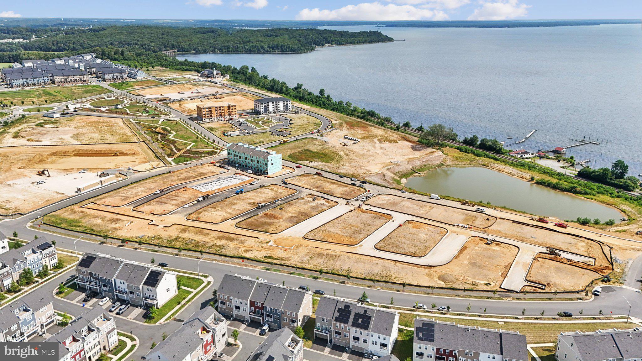 POTOMAC SHORES - Residential