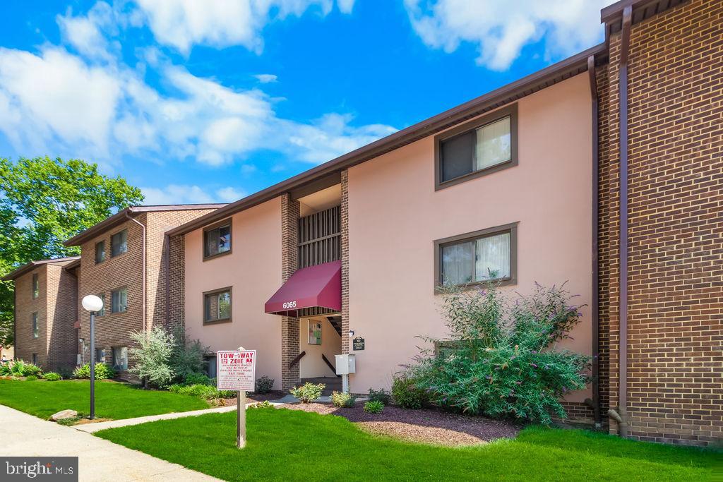 6065 MAJORS LANE UNIT 1