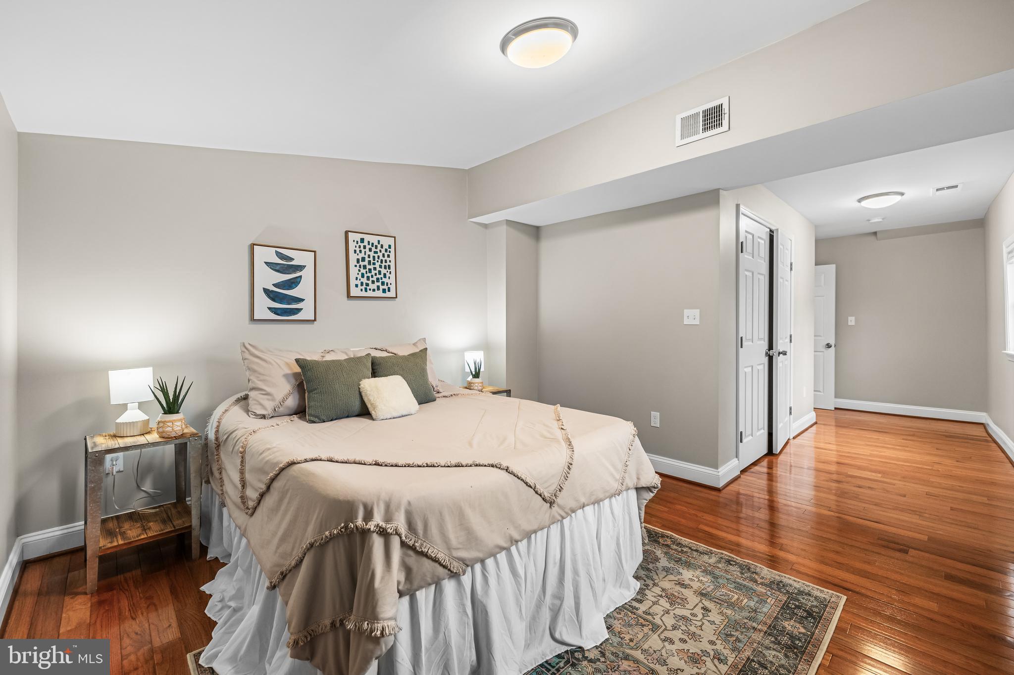 OAKLEIGH BEACH - Residential