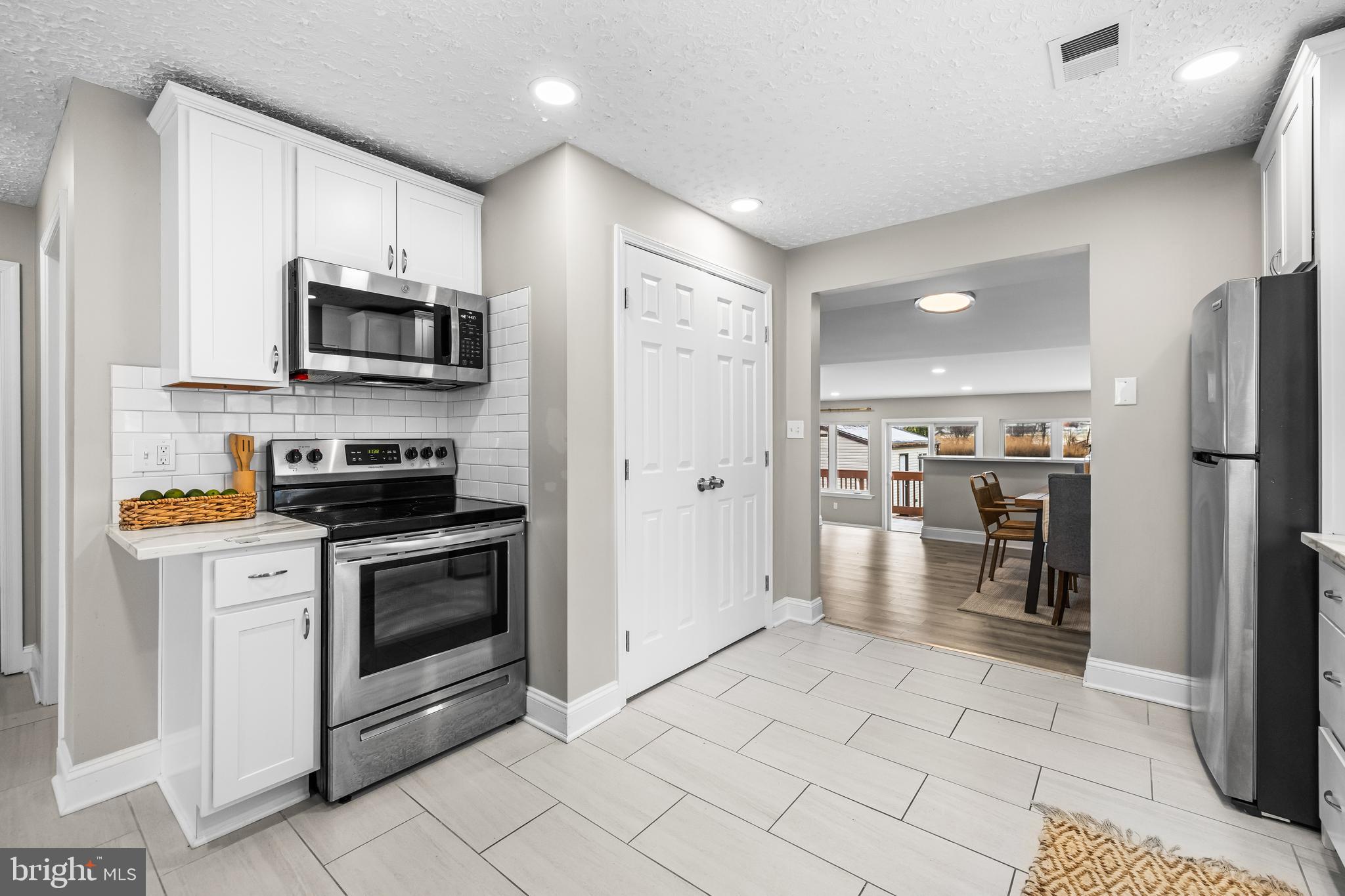 OAKLEIGH BEACH - Residential