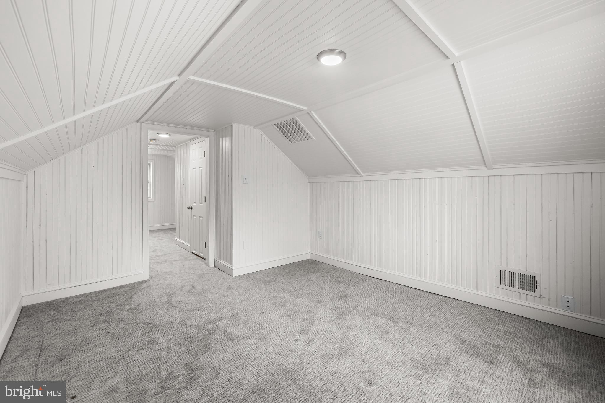 OAKLEIGH BEACH - Residential