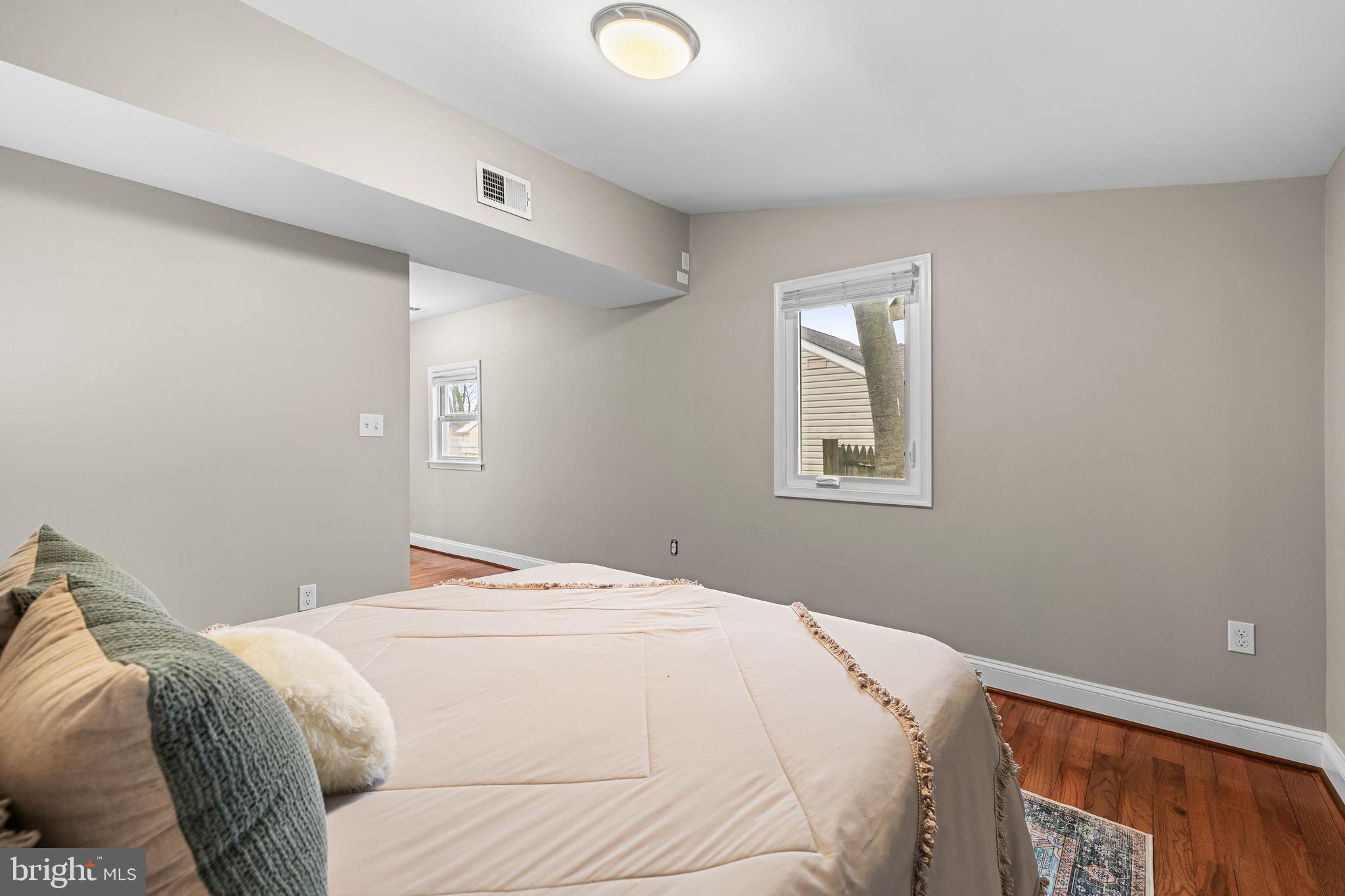 OAKLEIGH BEACH - Residential