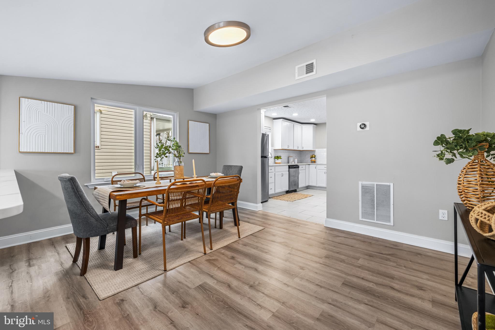 OAKLEIGH BEACH - Residential