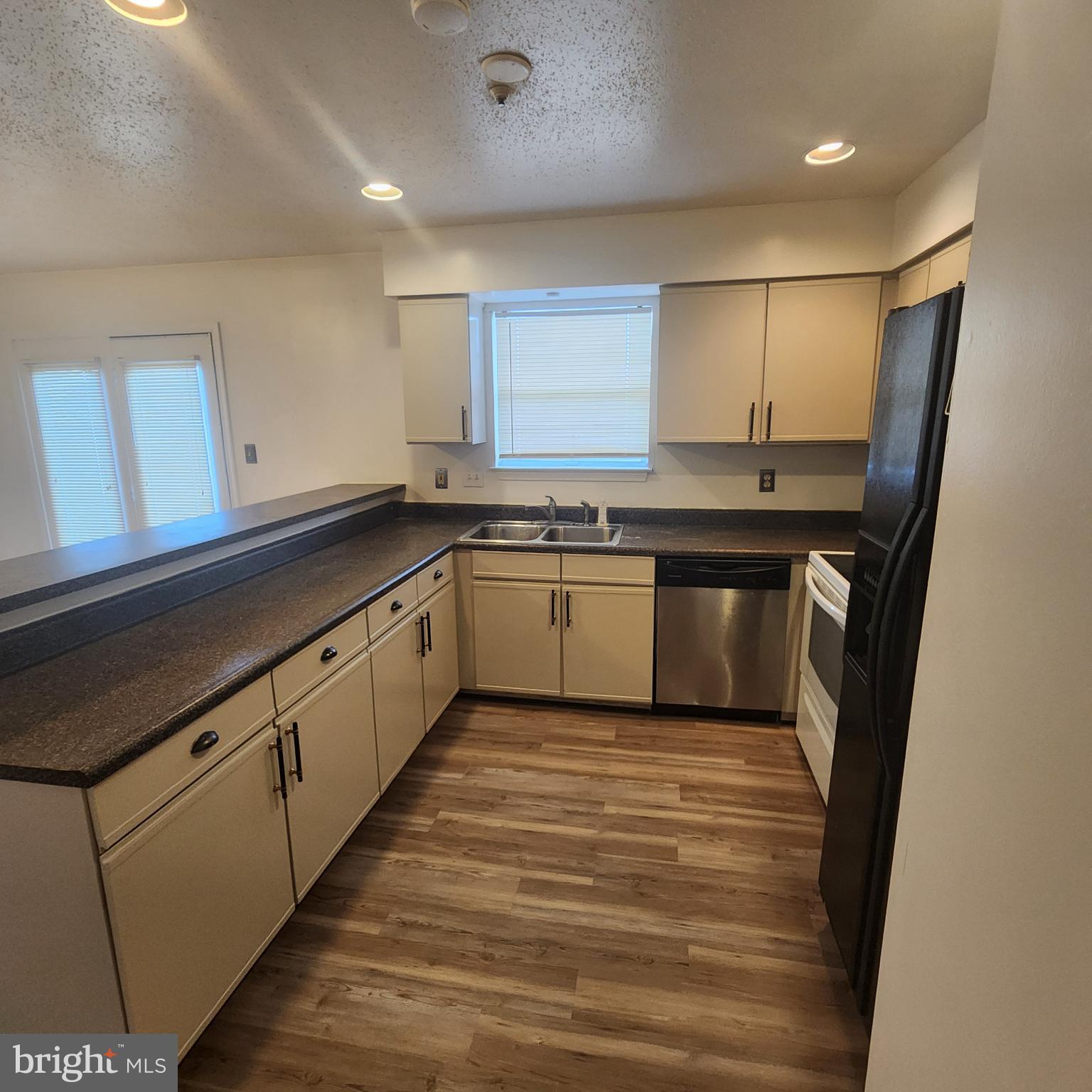 FOUNDERS WOODS PLAT 2 - Residential Lease