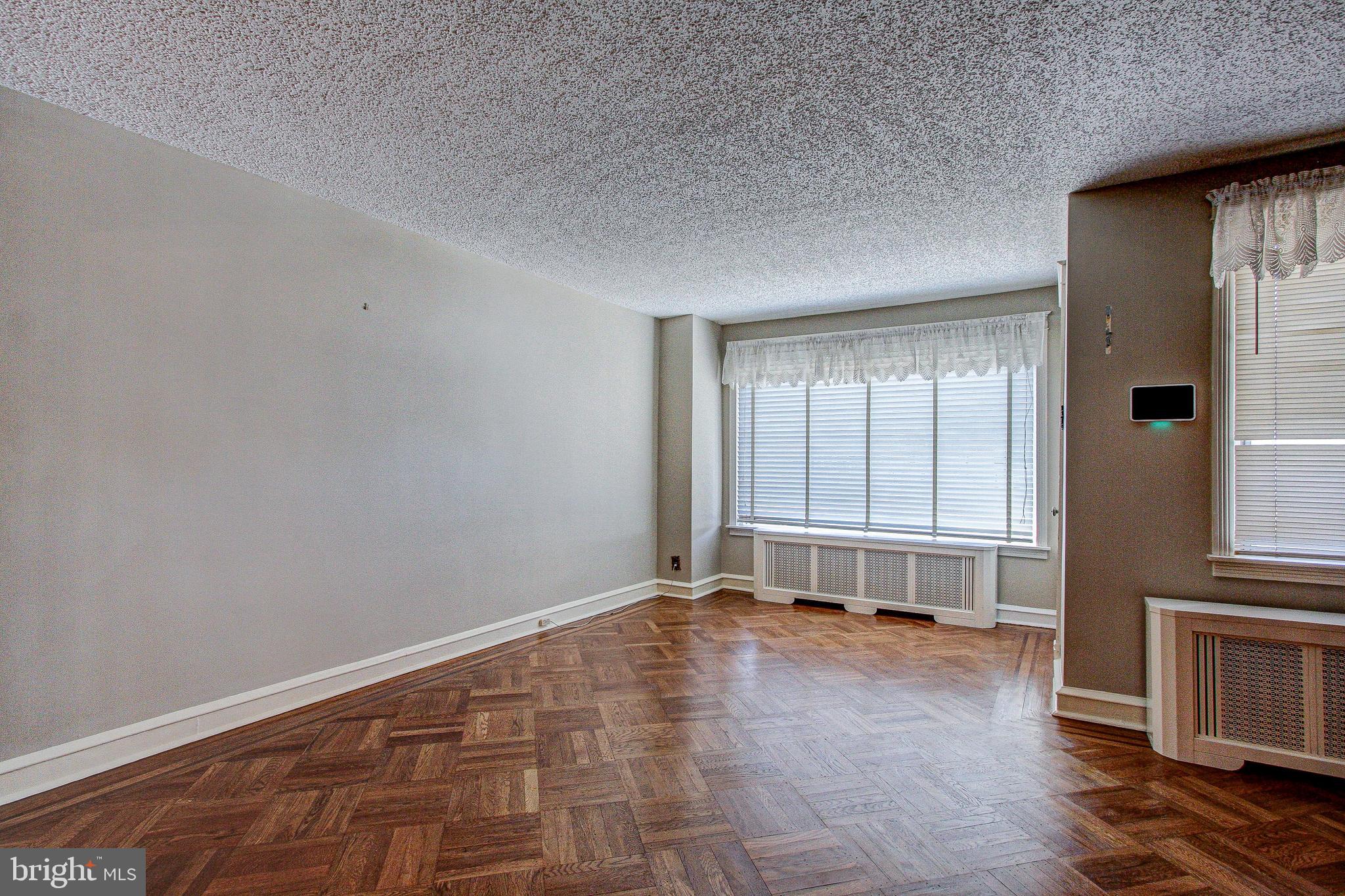 MAYFAIR - Residential