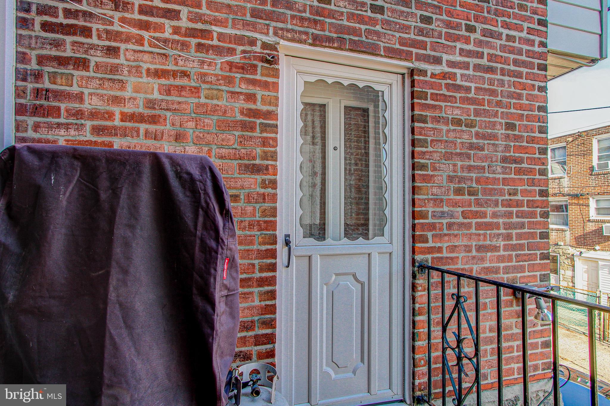 MAYFAIR - Residential