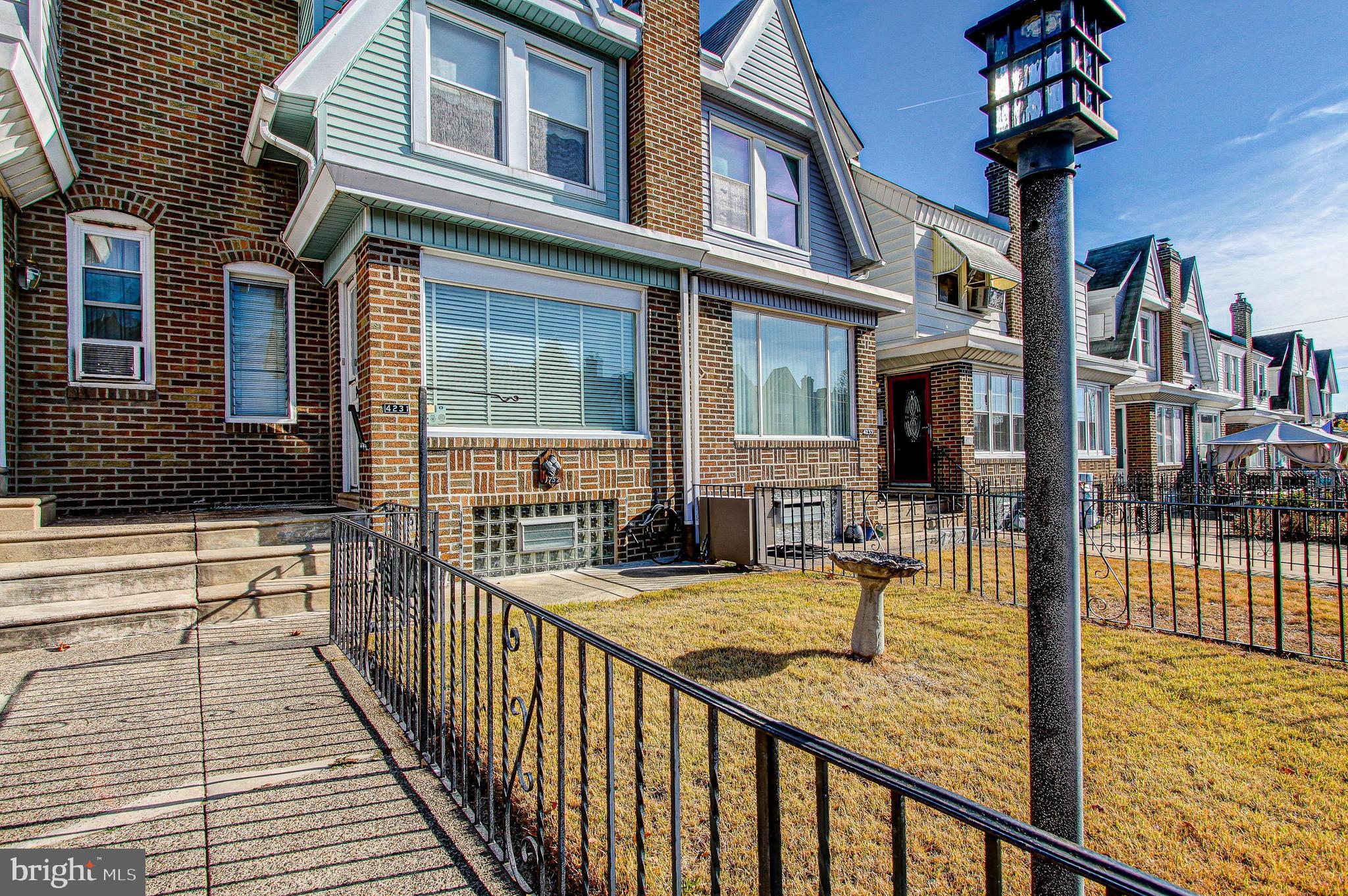 MAYFAIR - Residential