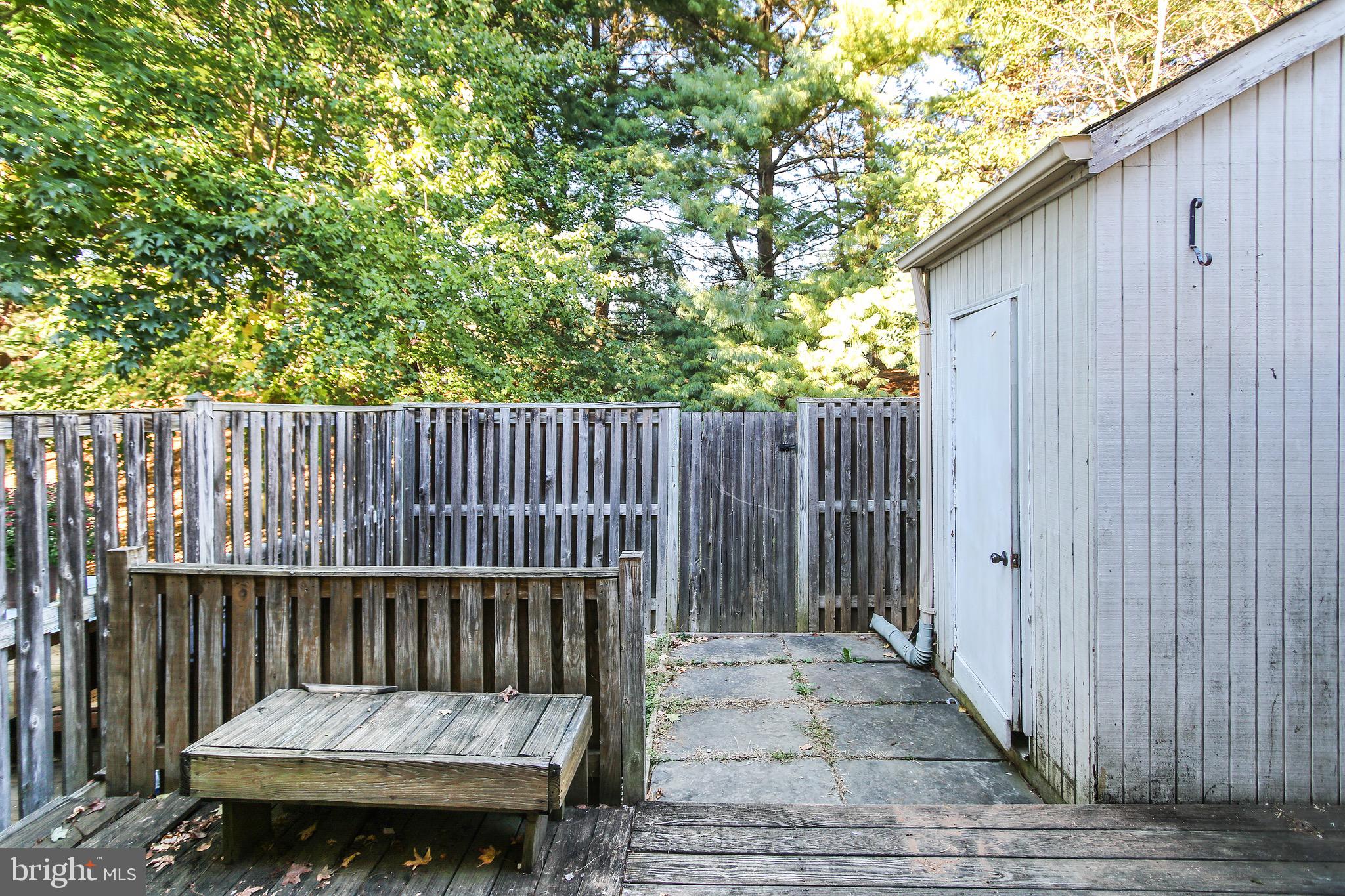 OWENS GLEN - Residential Lease