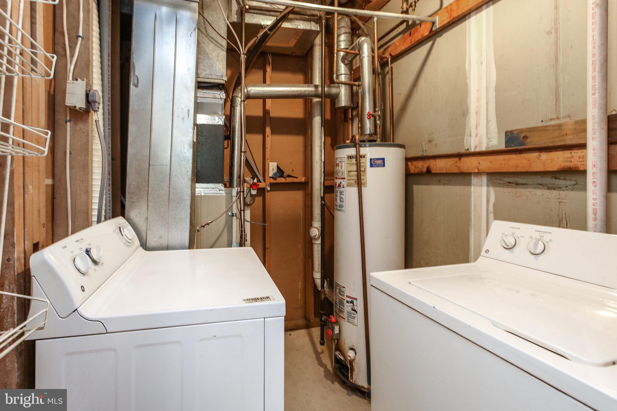 OWENS GLEN - Residential Lease