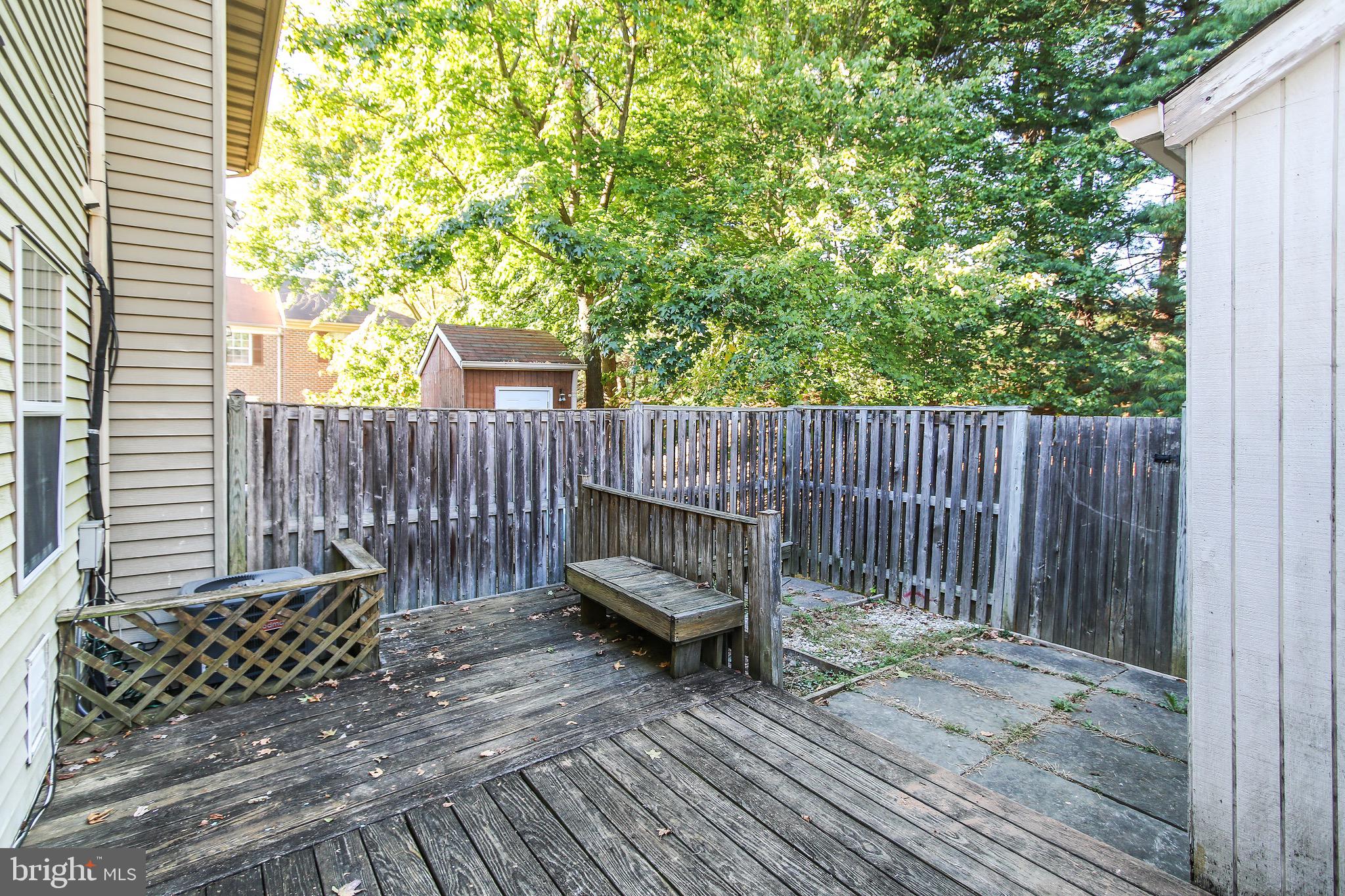 OWENS GLEN - Residential Lease