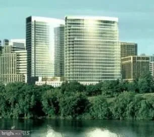 1111 19th Street N Unit 2210, Arlington, VA 22209