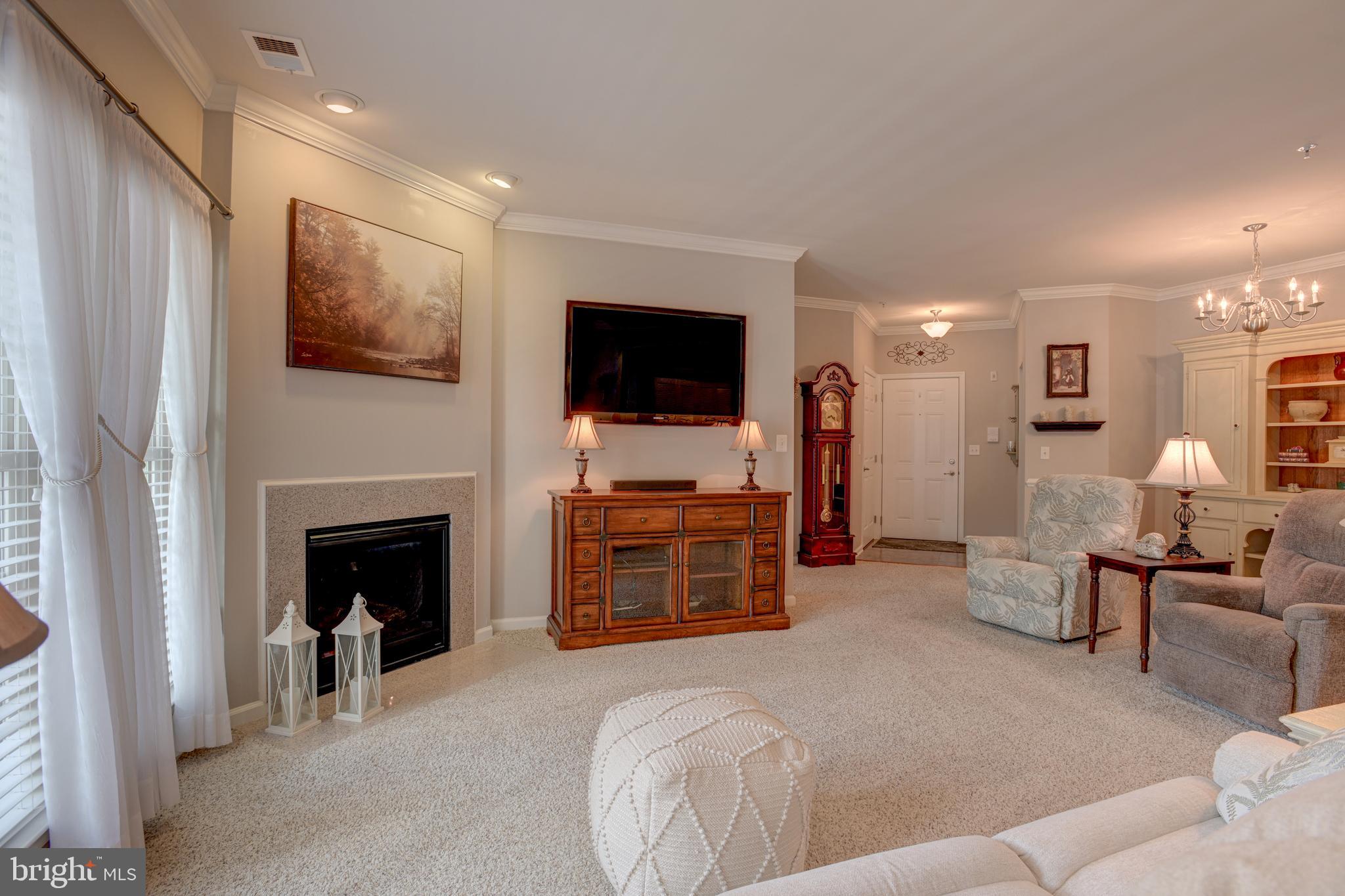 635 WALLINGFORD ROAD 302