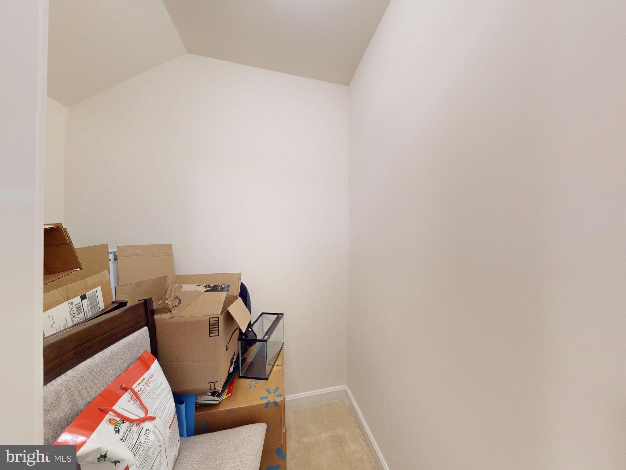 EAGLES POINTE - Residential Lease