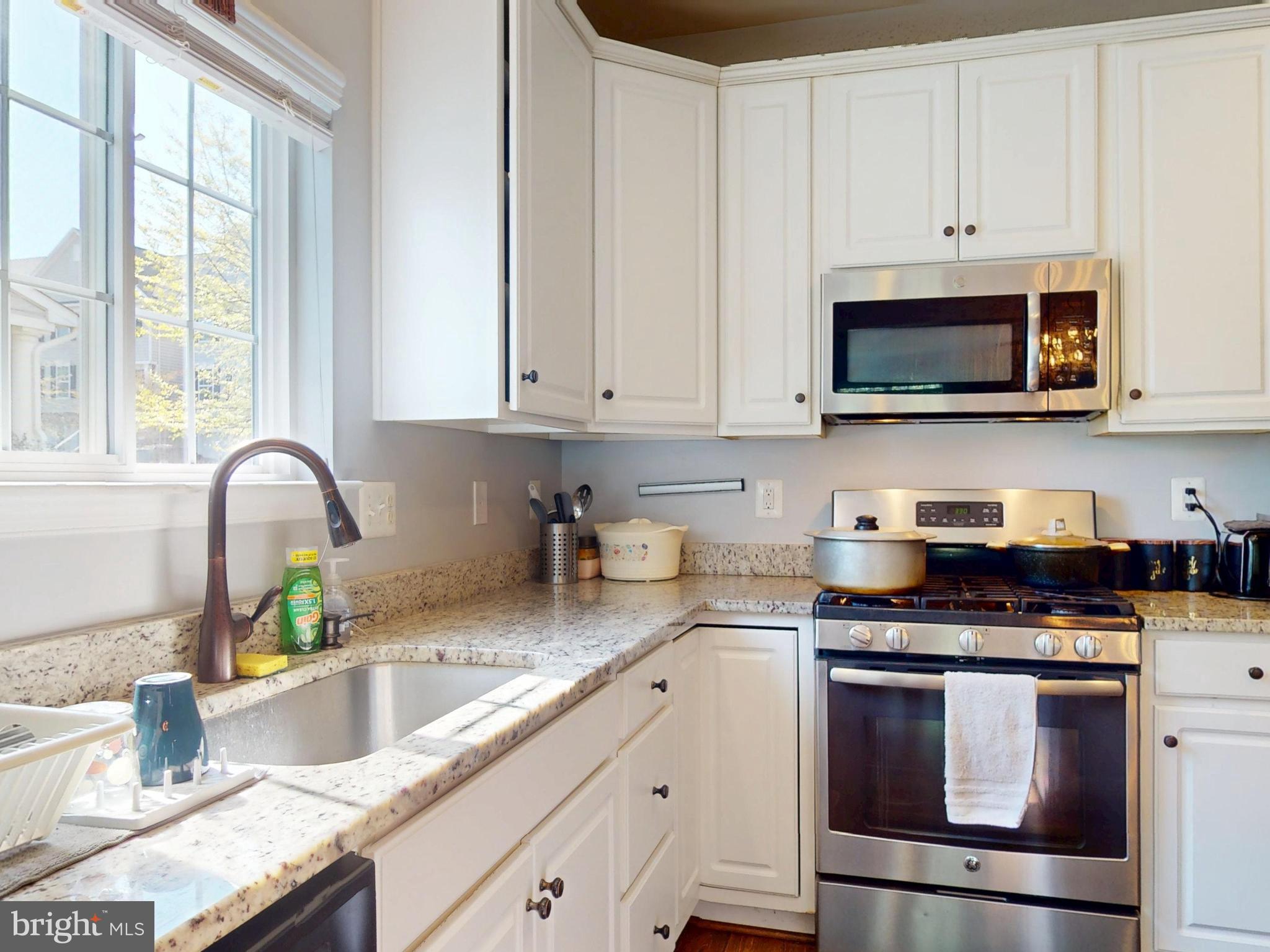 EAGLES POINTE - Residential Lease