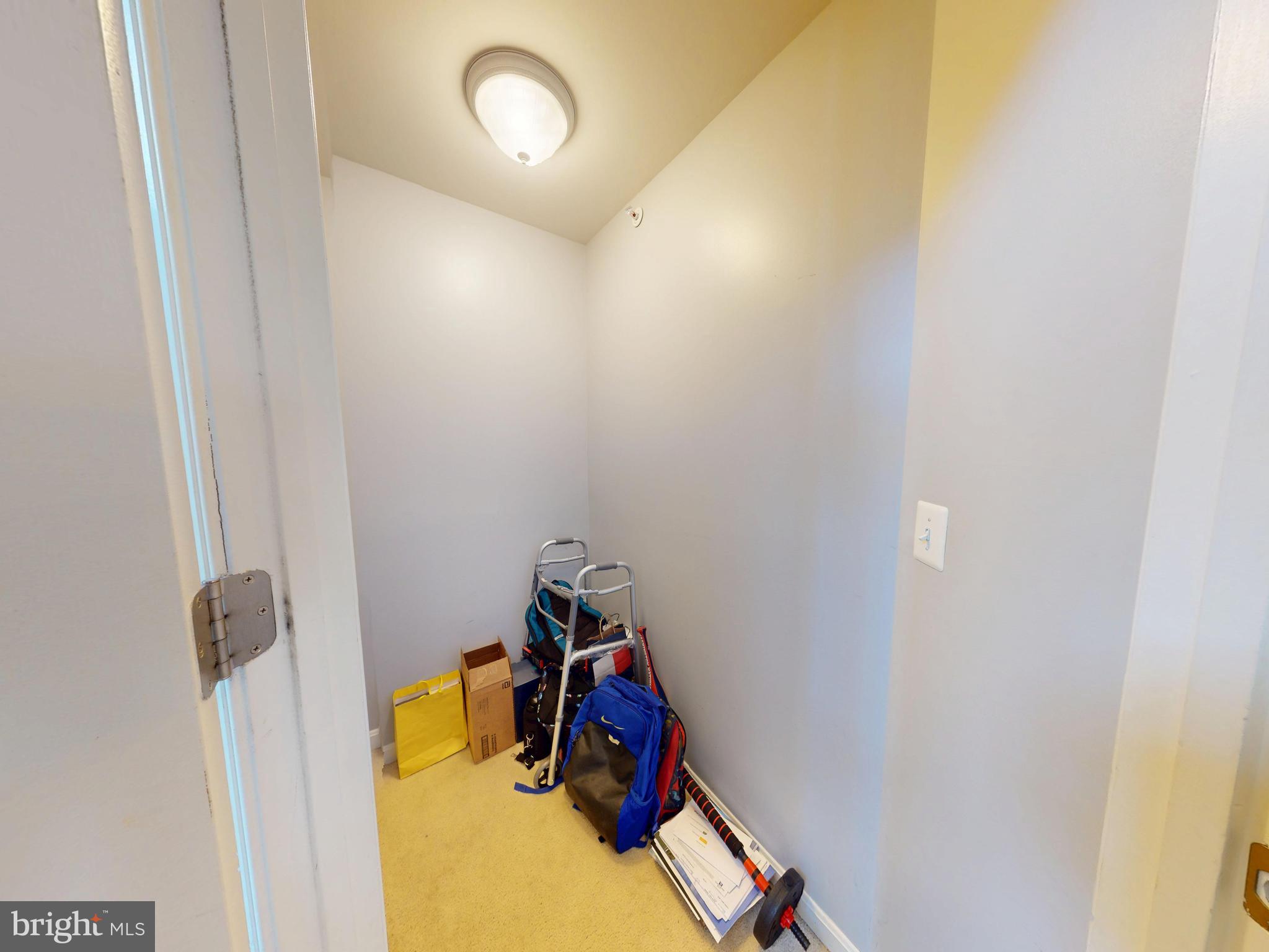 EAGLES POINTE - Residential Lease