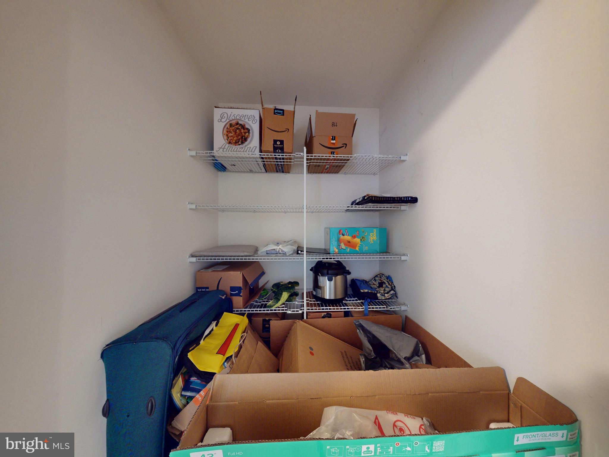 EAGLES POINTE - Residential Lease