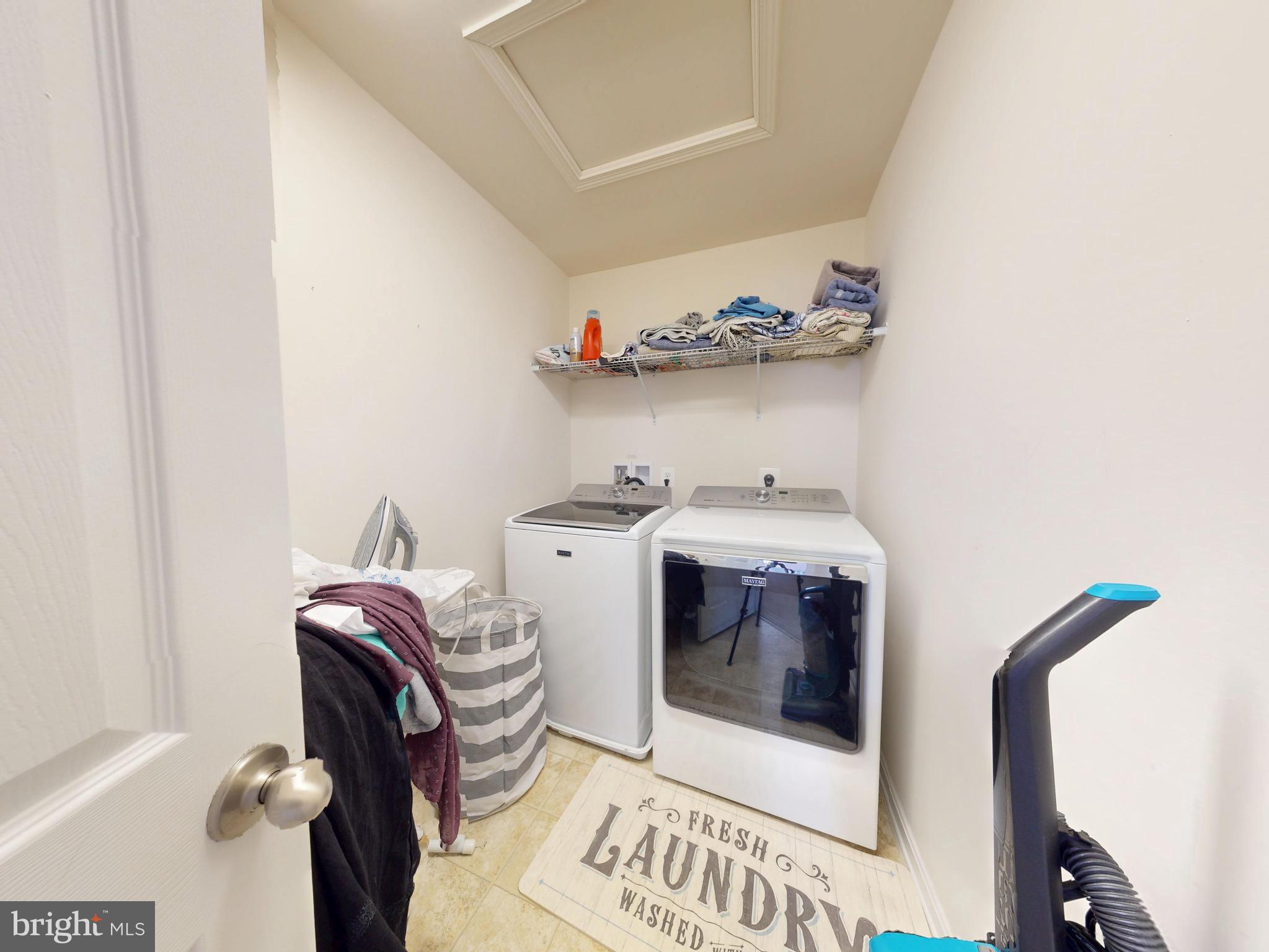 EAGLES POINTE - Residential Lease