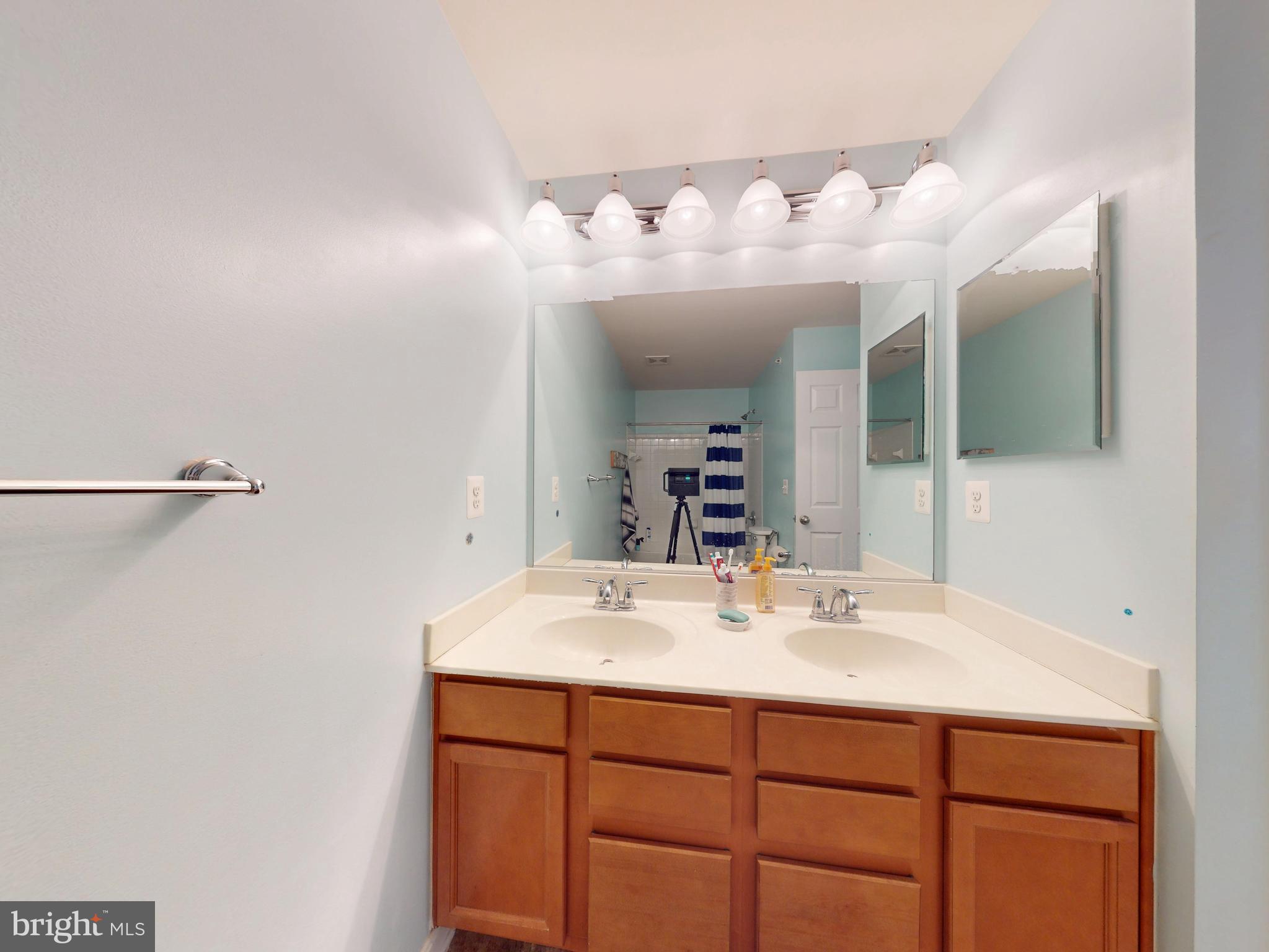 EAGLES POINTE - Residential Lease