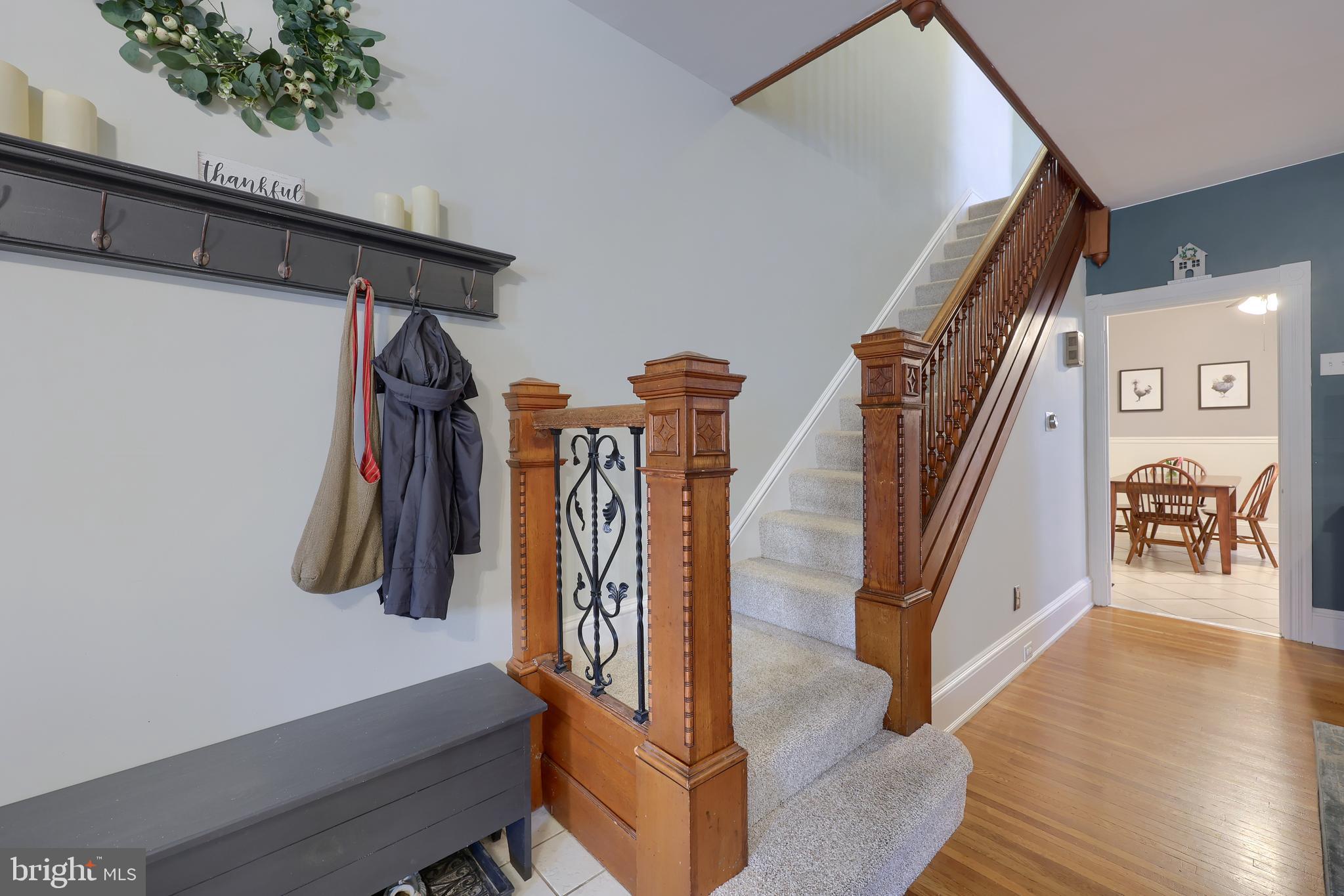 CHESTNUT HILL - Residential