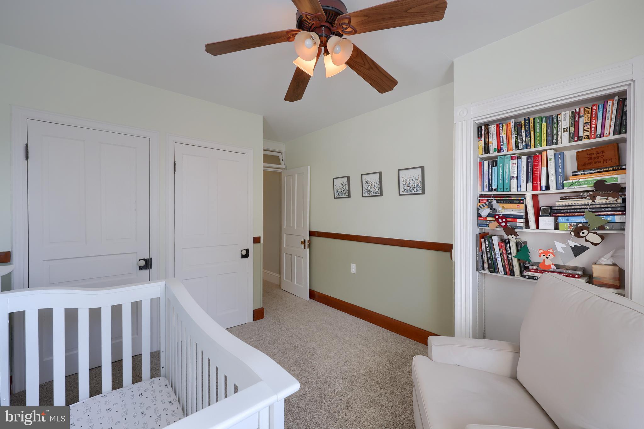 CHESTNUT HILL - Residential